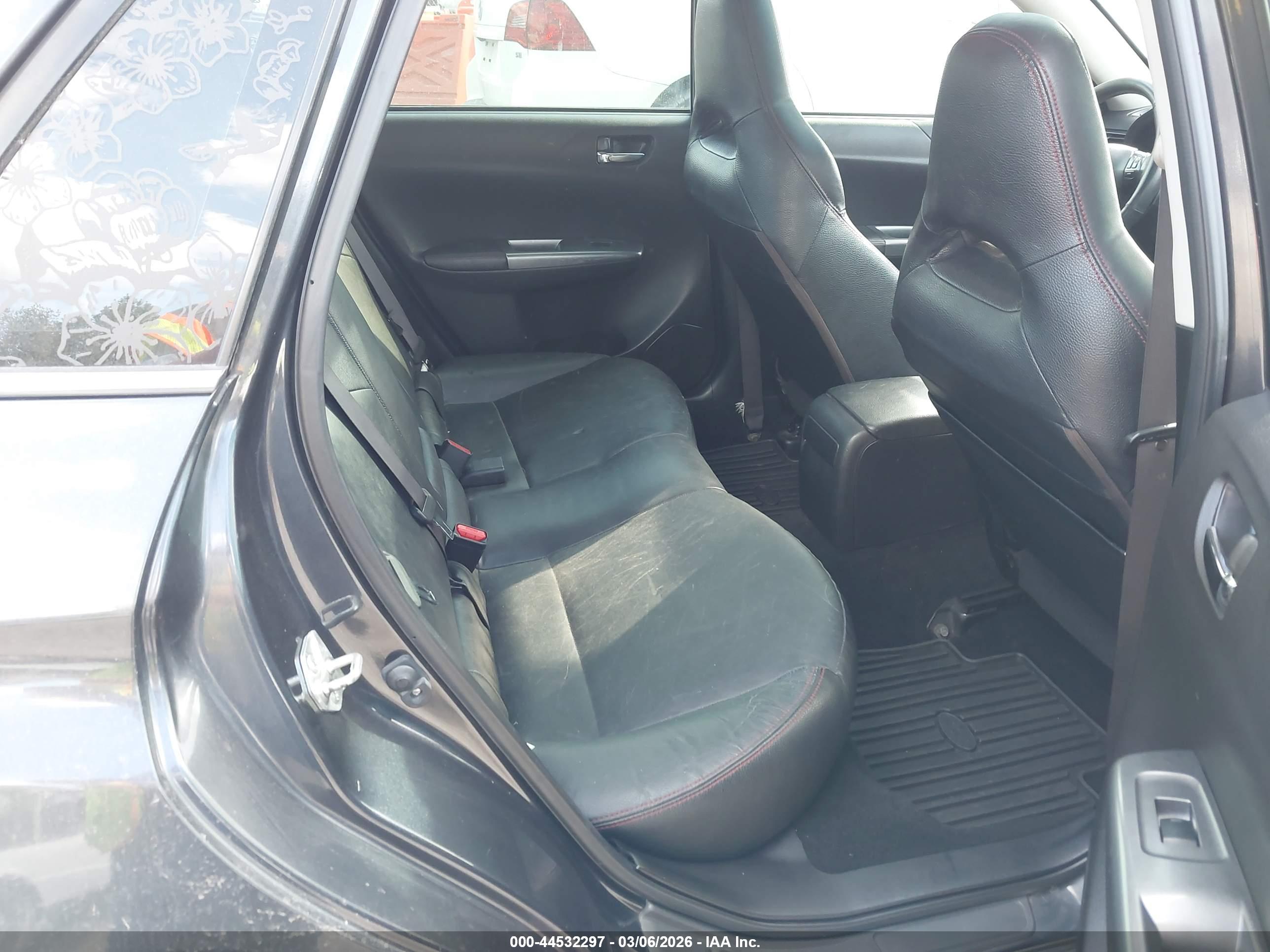 SUBARU IMPREZA image 8