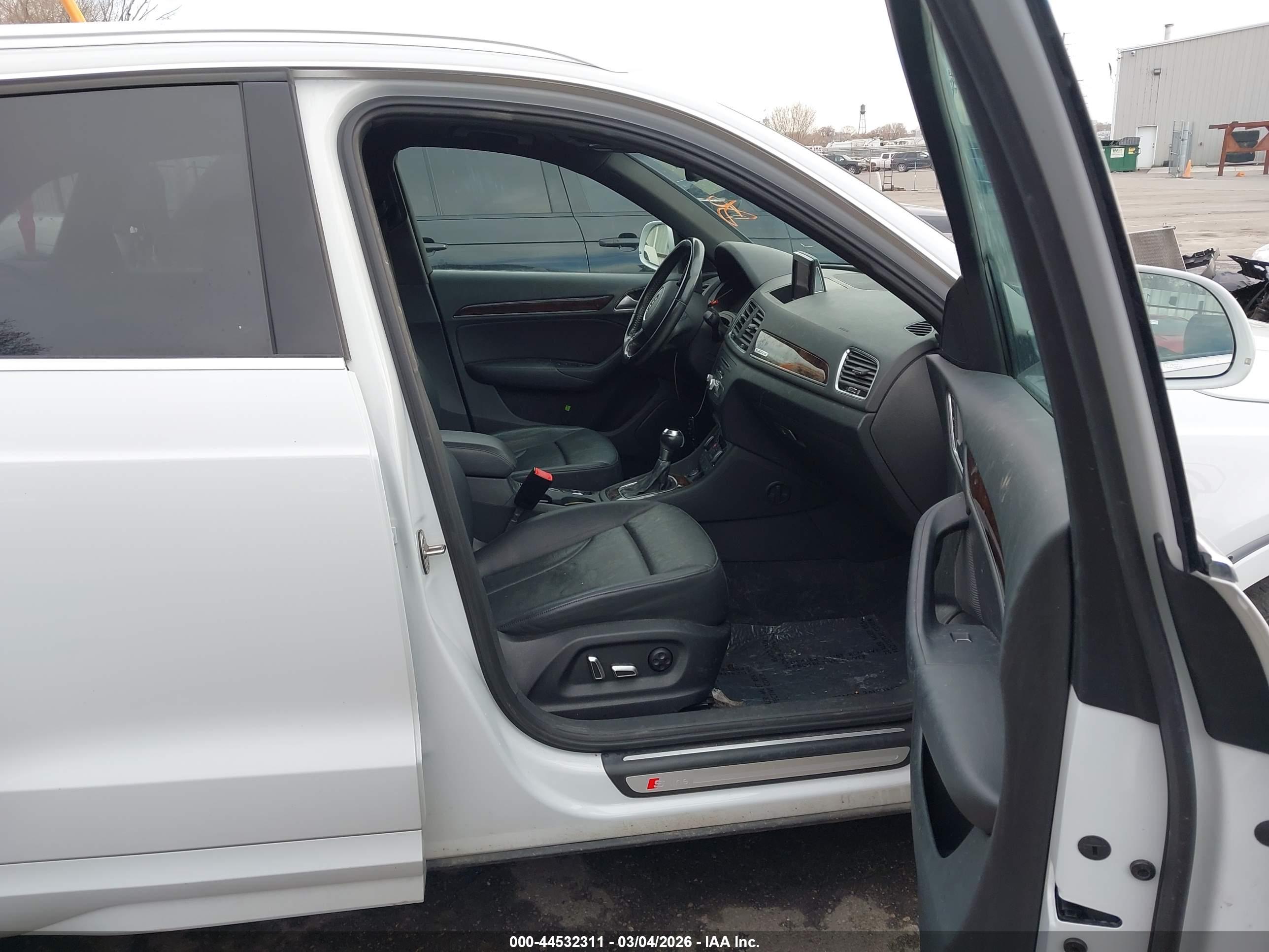 AUDI Q3 image 5