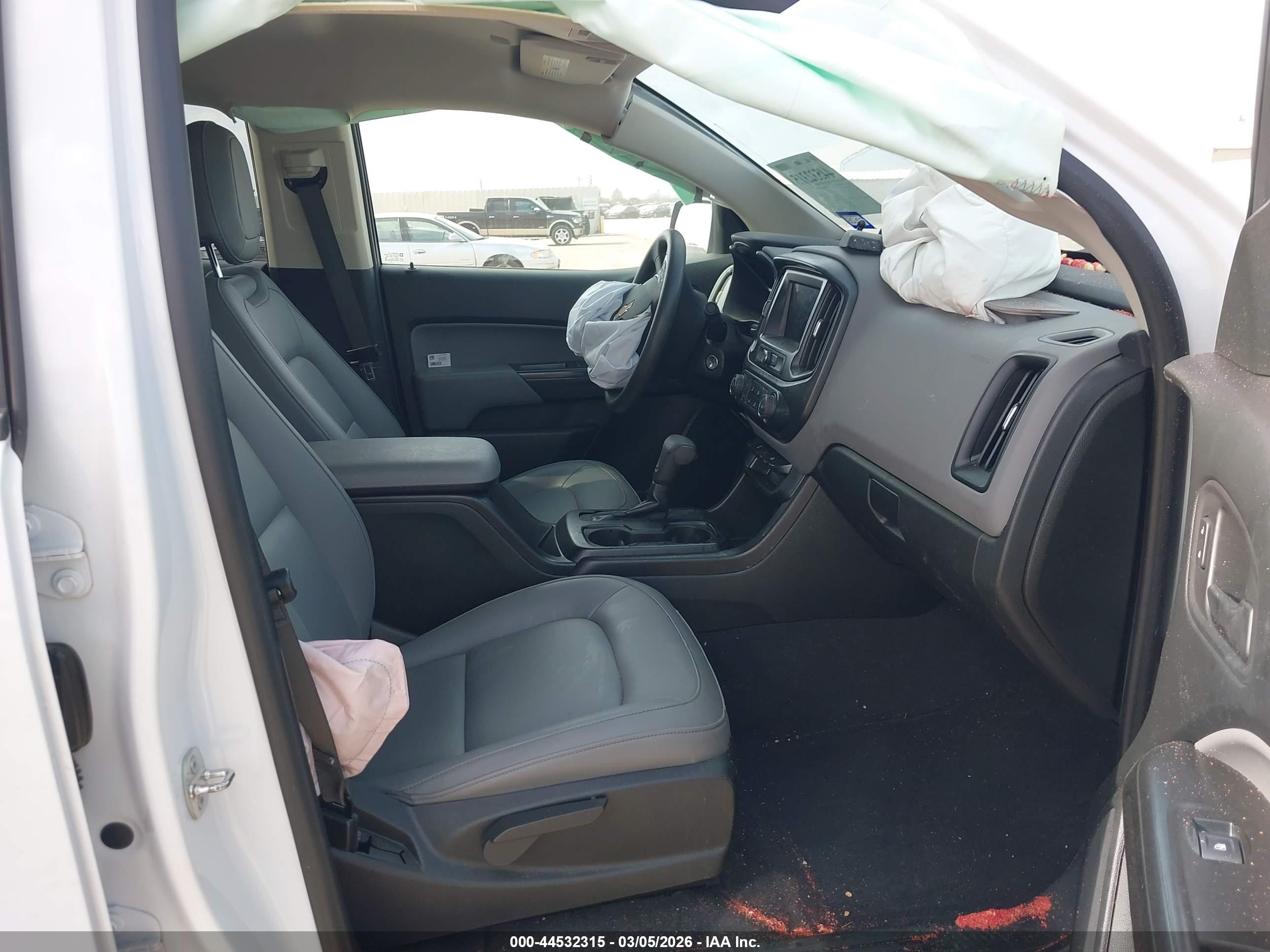 CHEVROLET COLORADO image 5