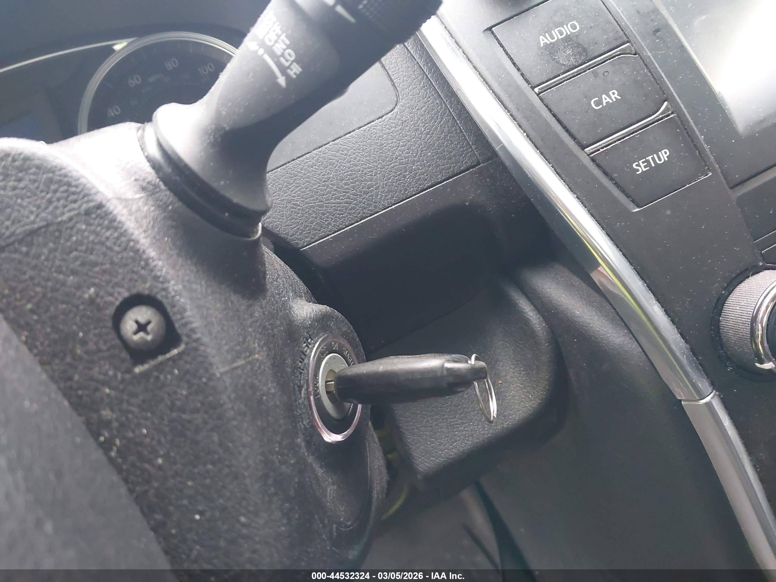 TOYOTA CAMRY image 11