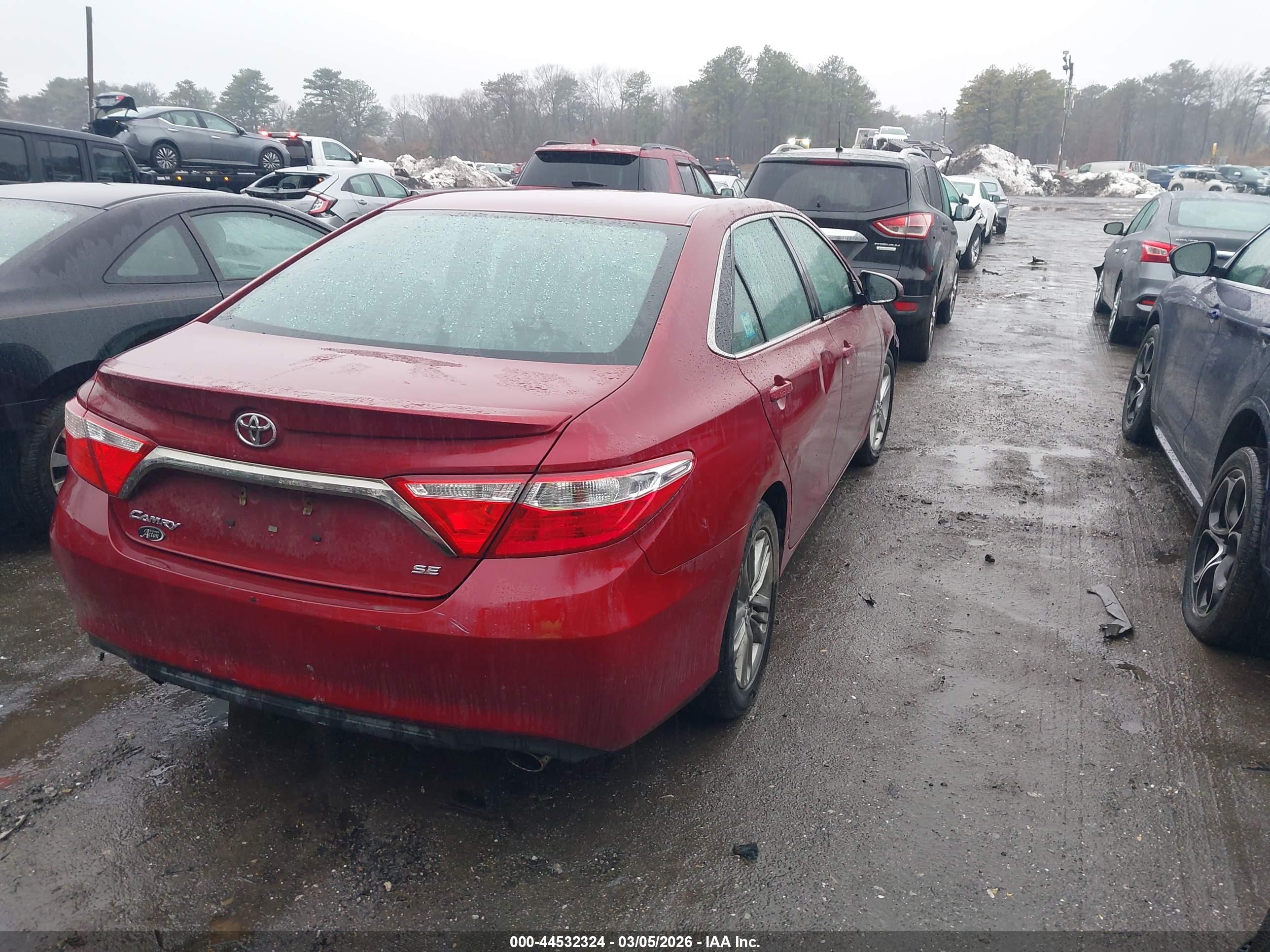 TOYOTA CAMRY image 4