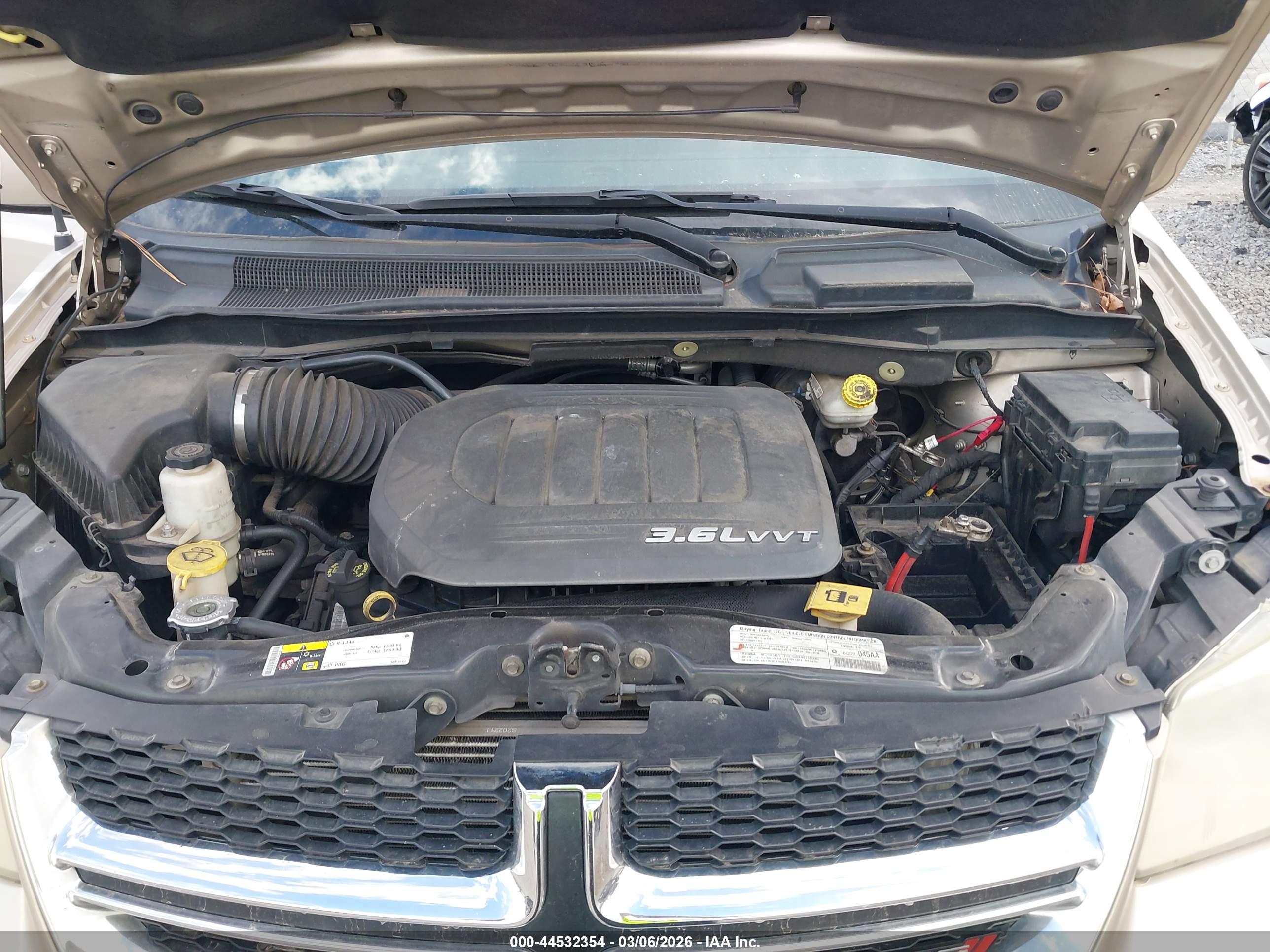 DODGE GRAND image 10