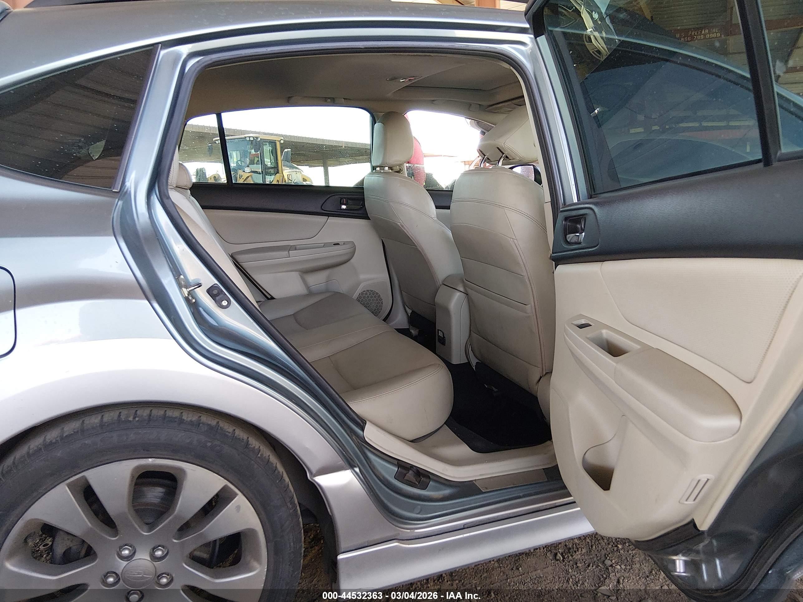 SUBARU IMPREZA image 8