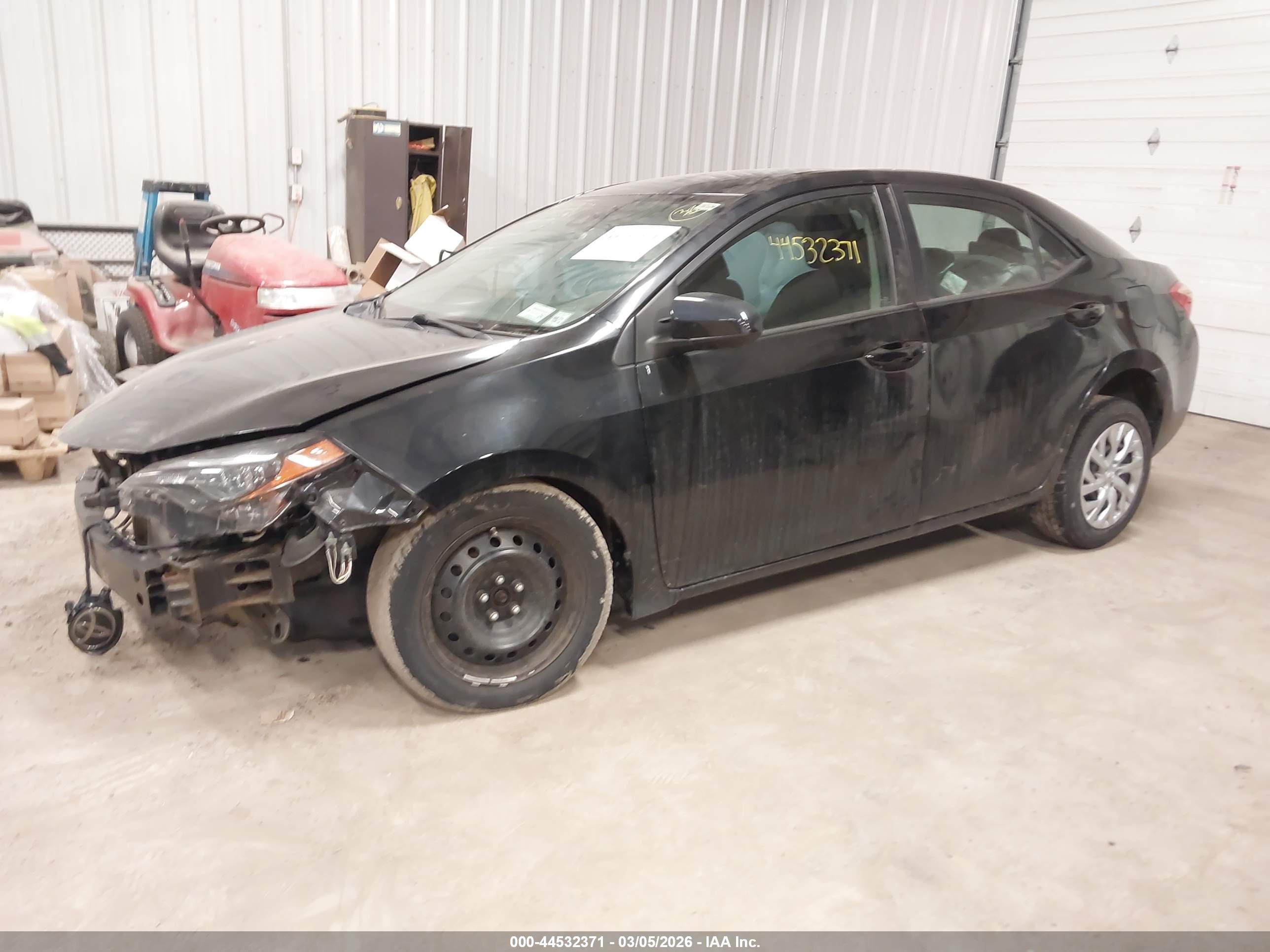 TOYOTA COROLLA image 2