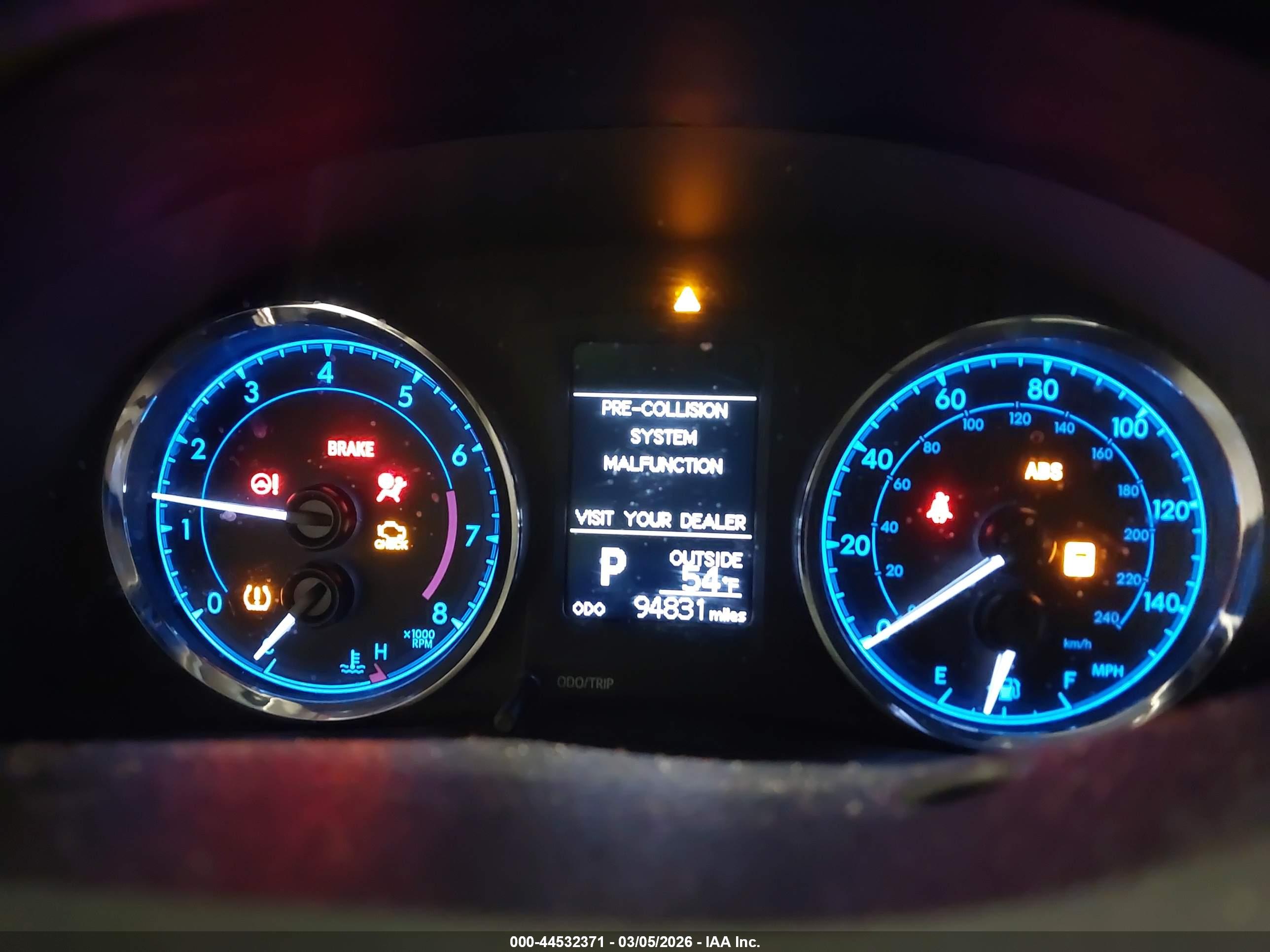 TOYOTA COROLLA image 7