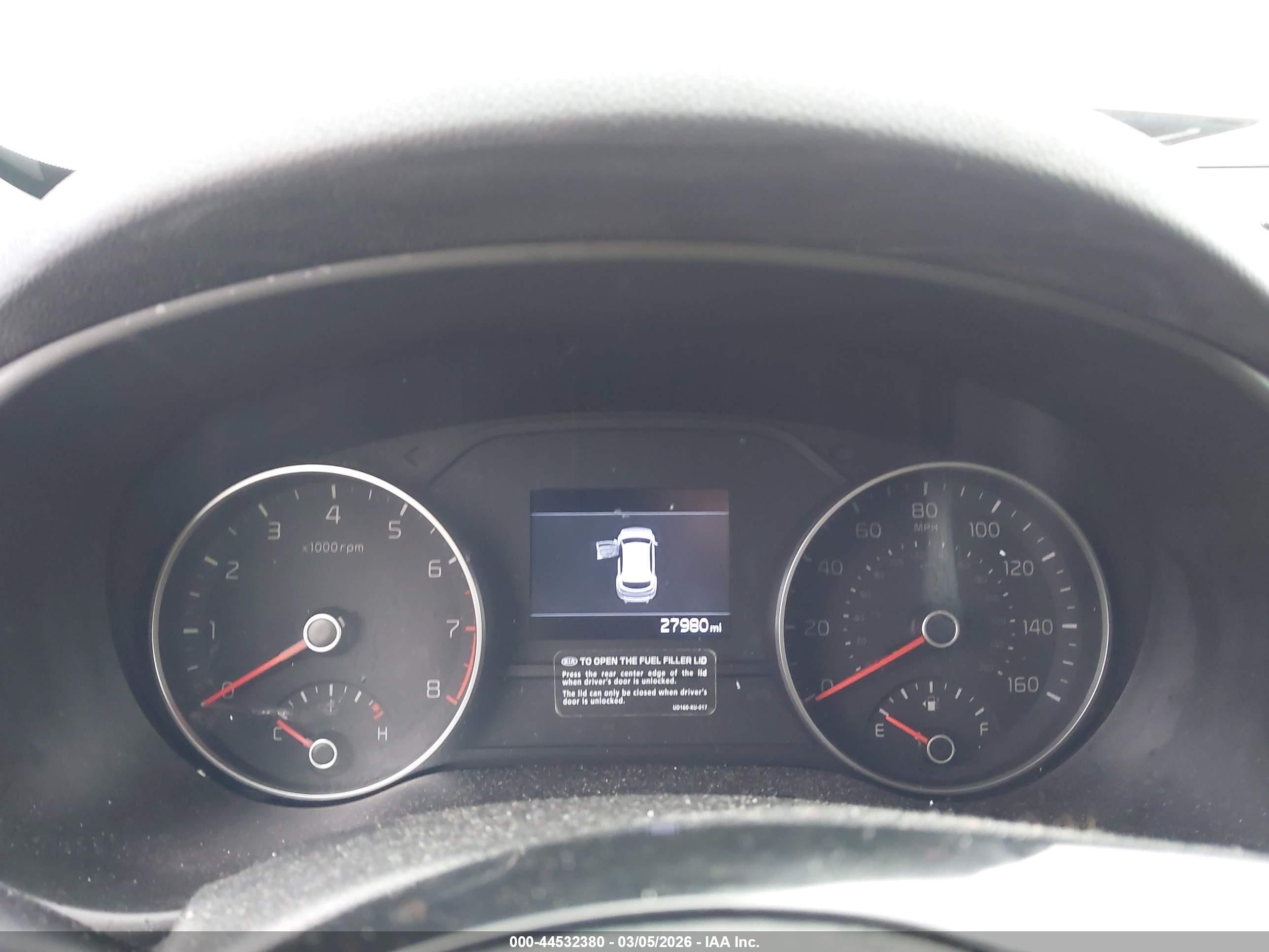 KIA SPORTAGE image 7