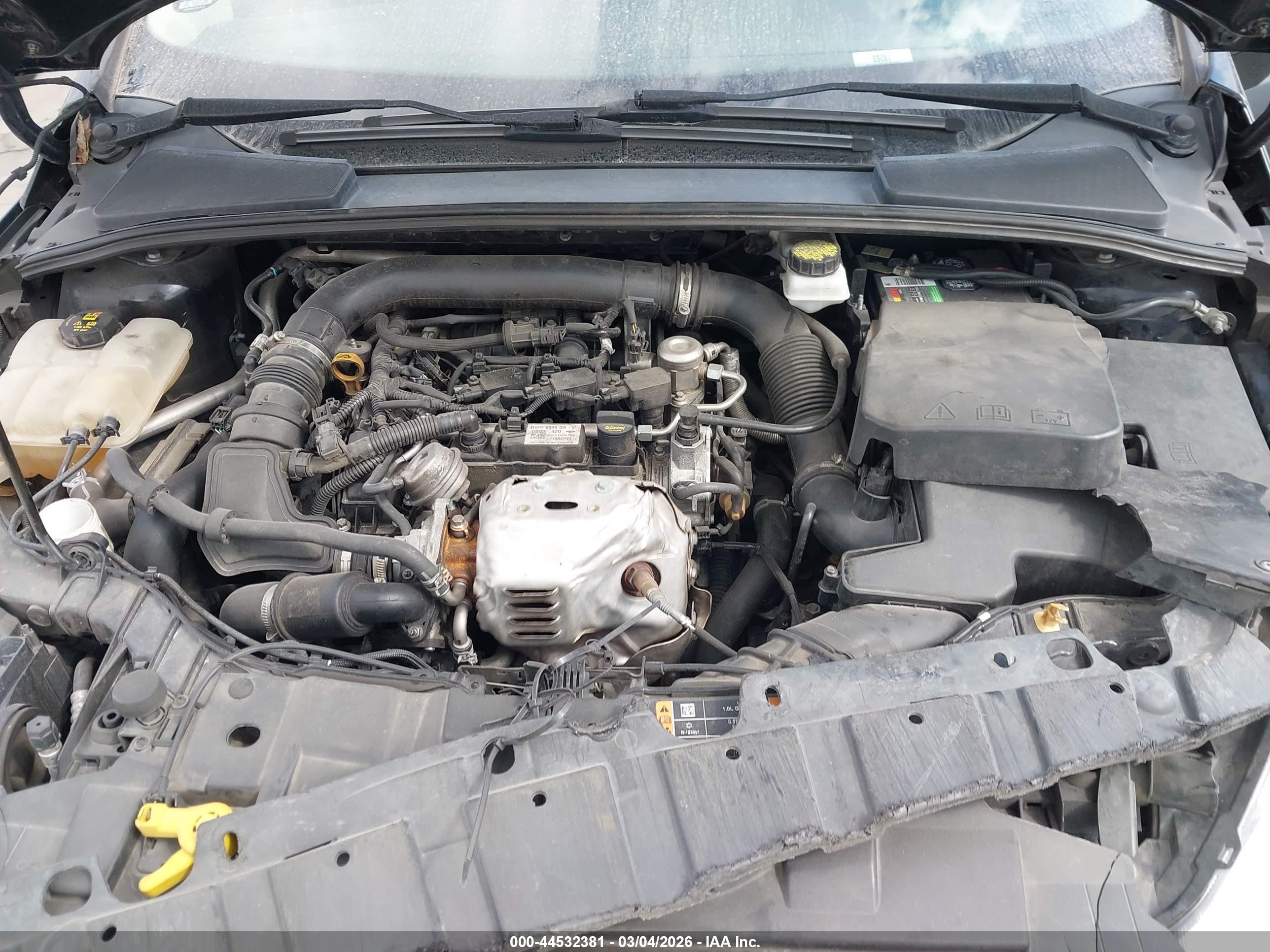 FORD FOCUS image 10