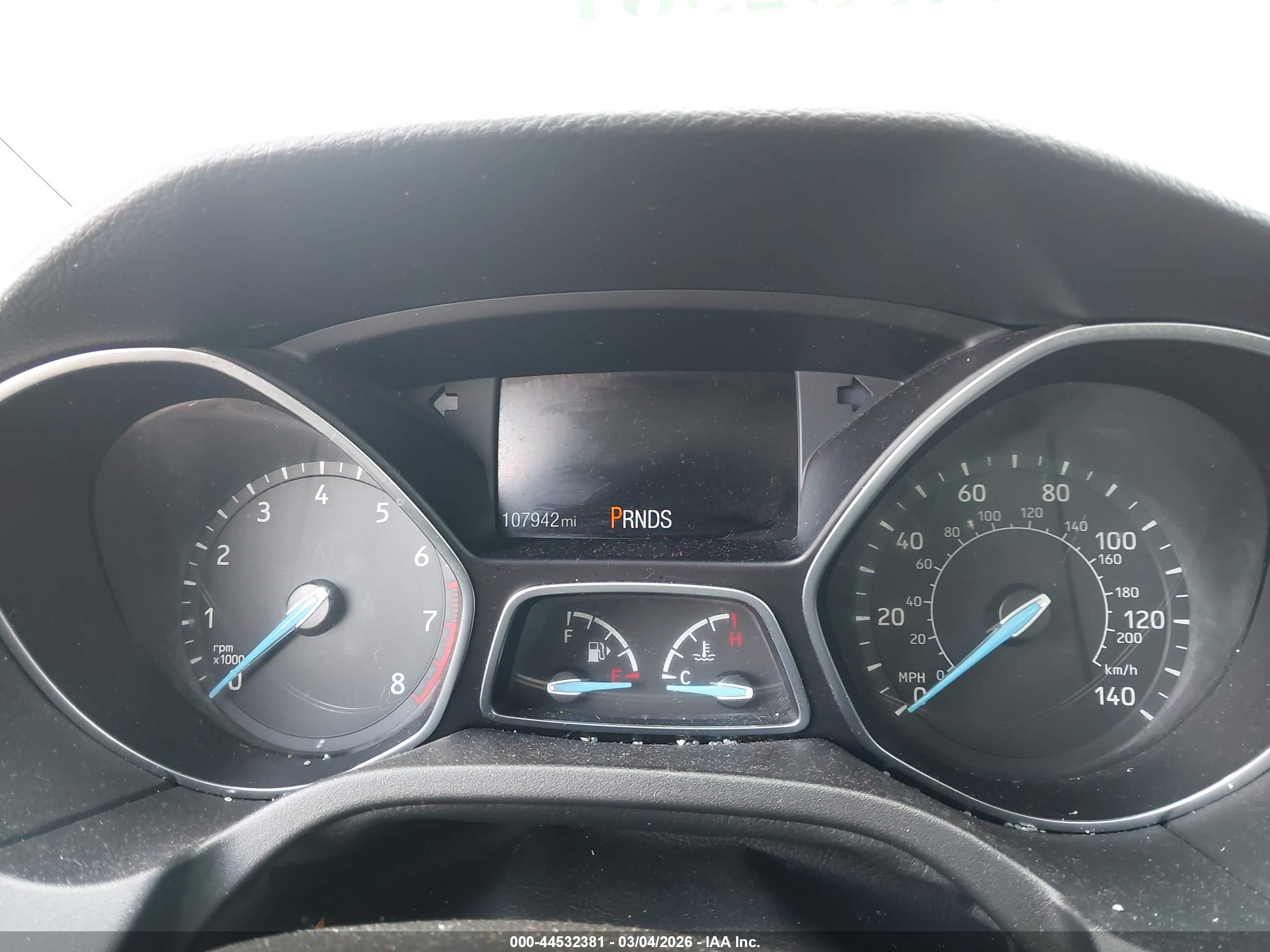 FORD FOCUS image 7