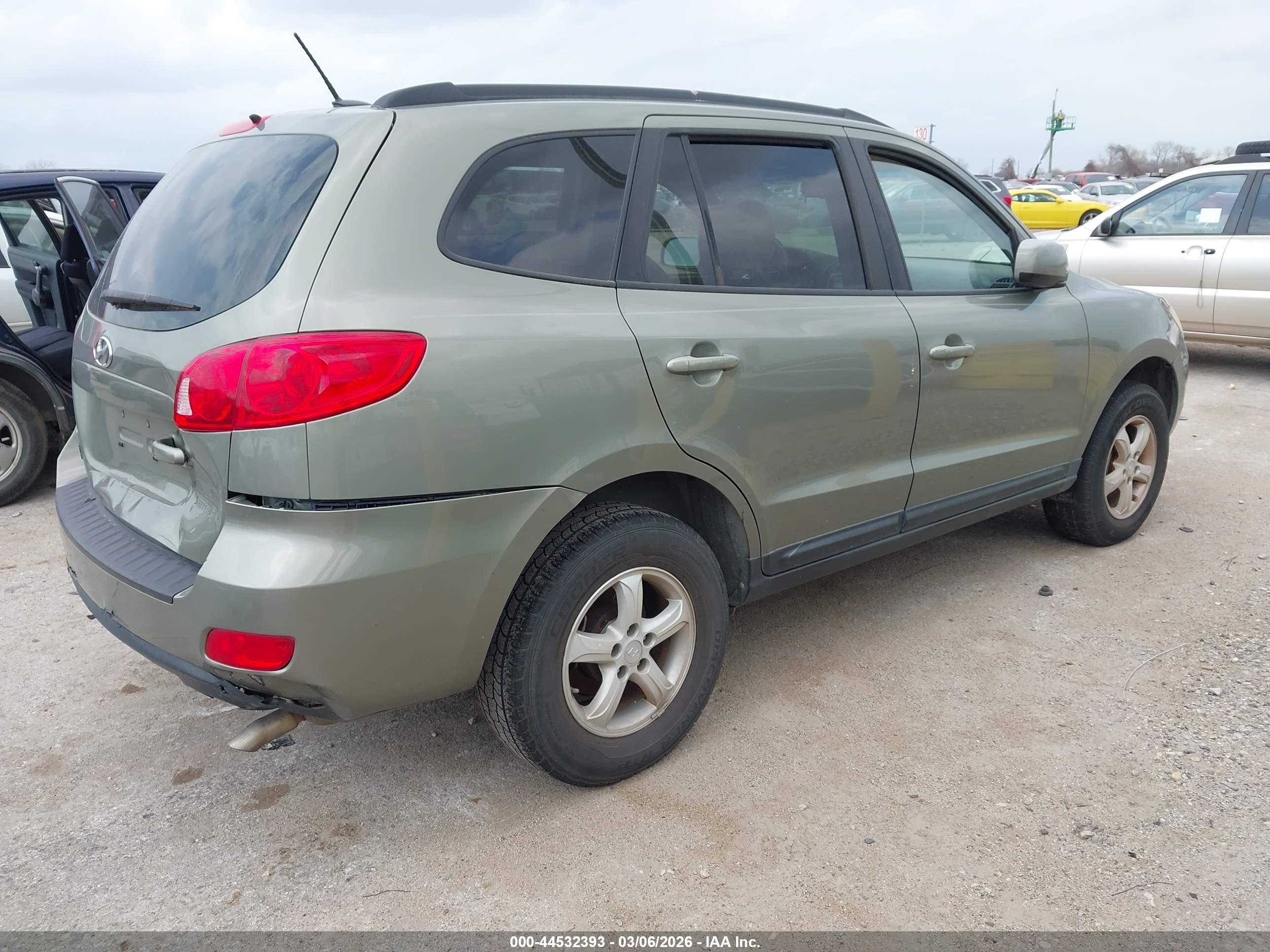 HYUNDAI SANTA image 4