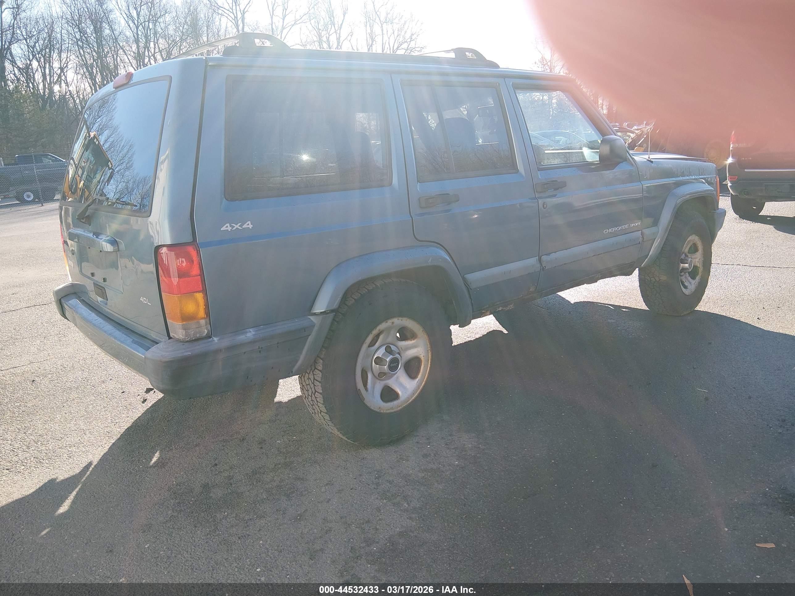 JEEP CHEROKEE image 4