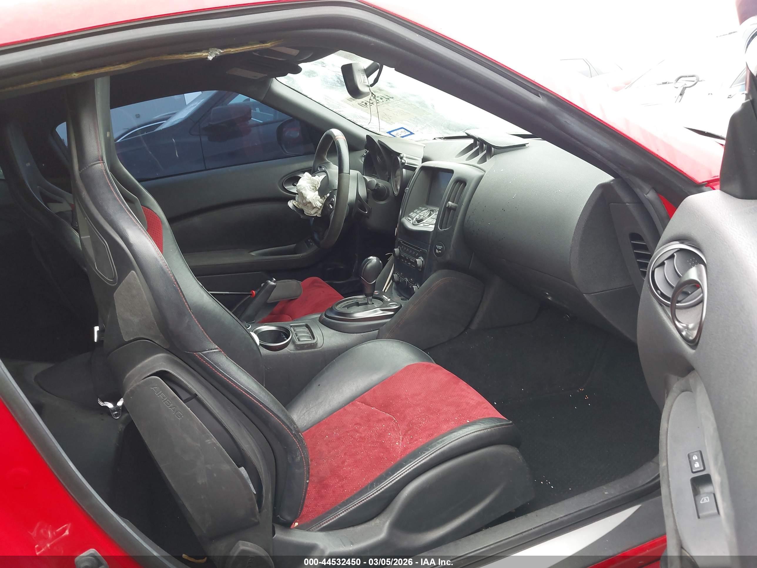 NISSAN 370Z image 5