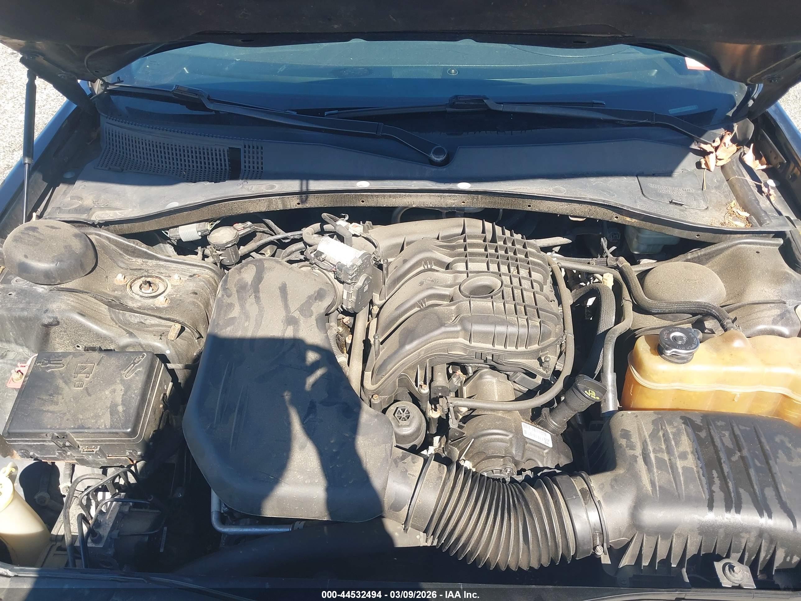 CHRYSLER 300 image 10