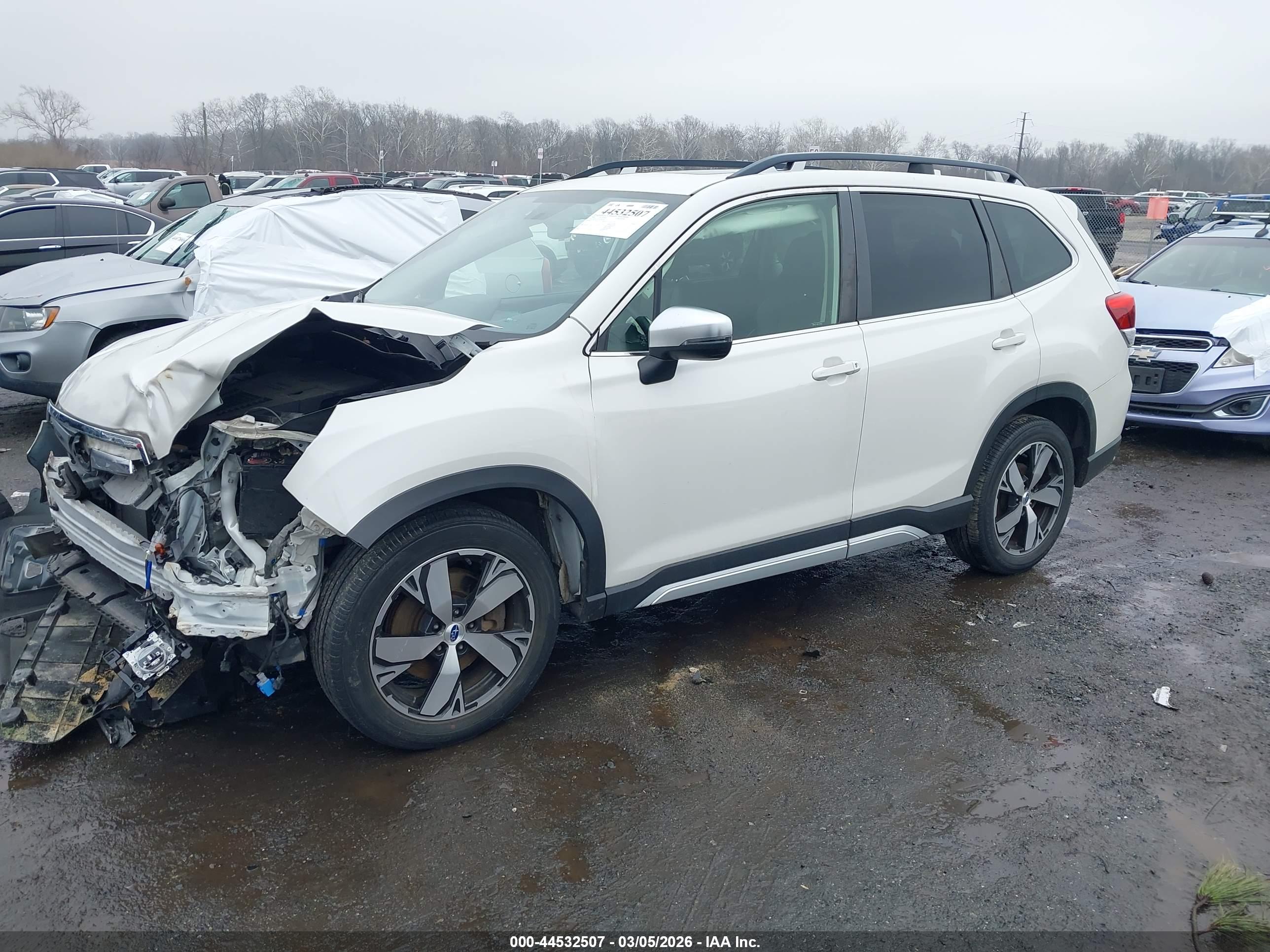 SUBARU FORESTER image 2