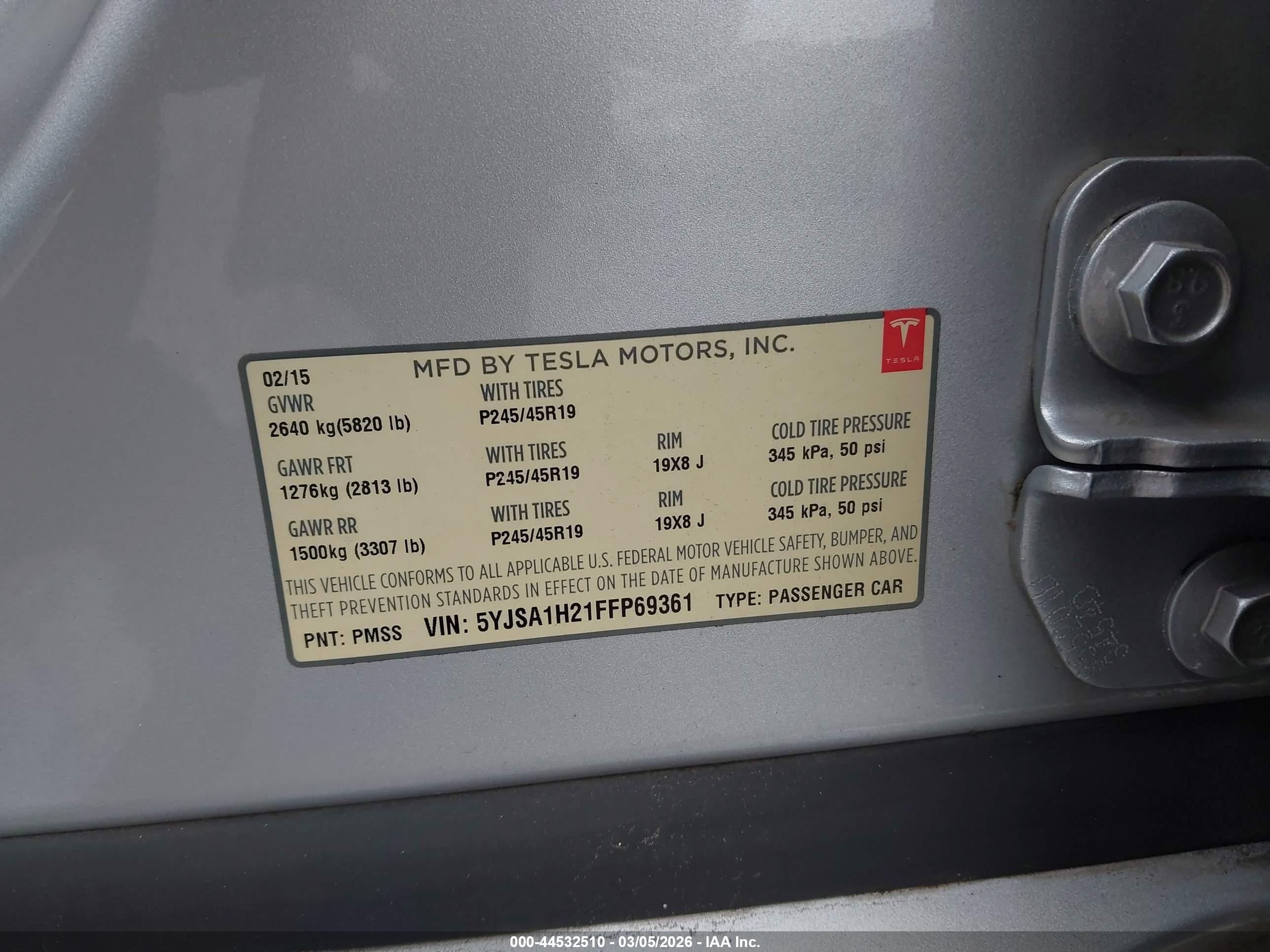 TESLA MODEL image 9