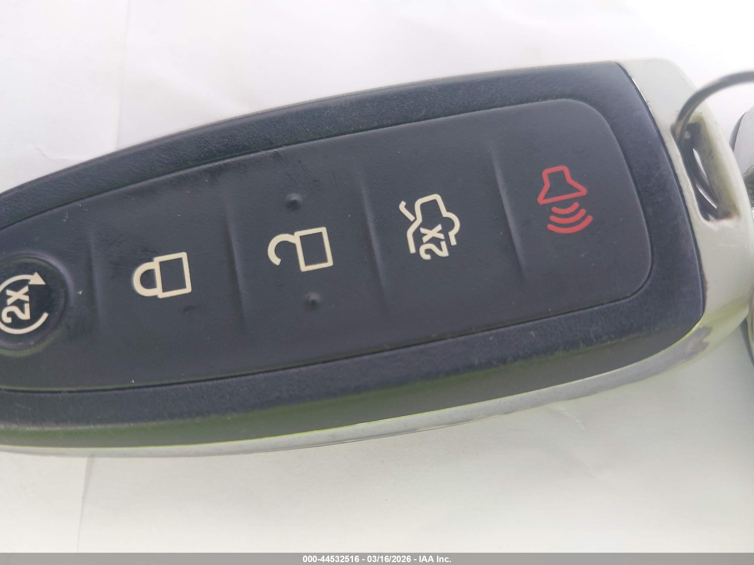 FORD ESCAPE image 11