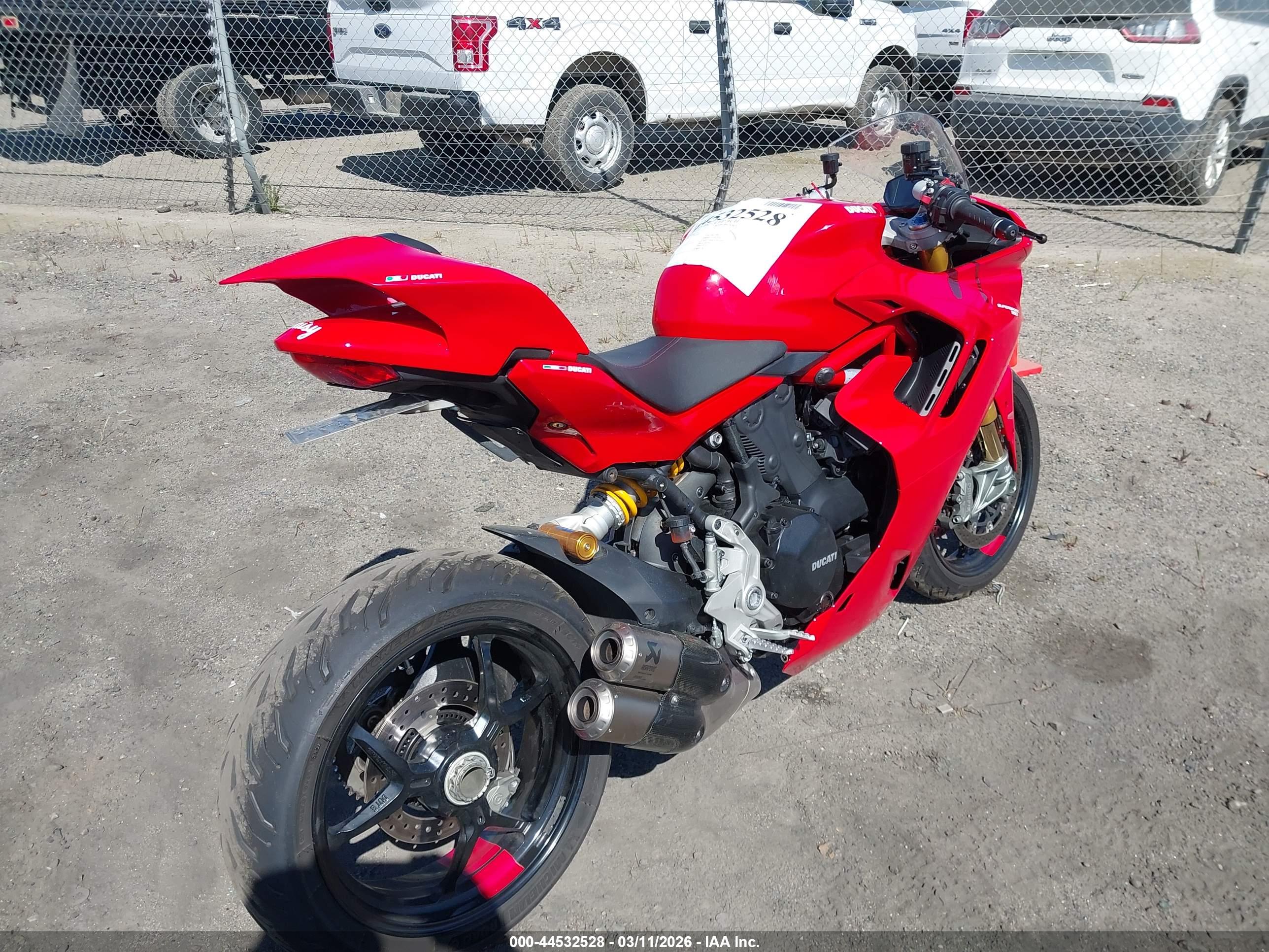 DUCATI SUPERSPORT image 4