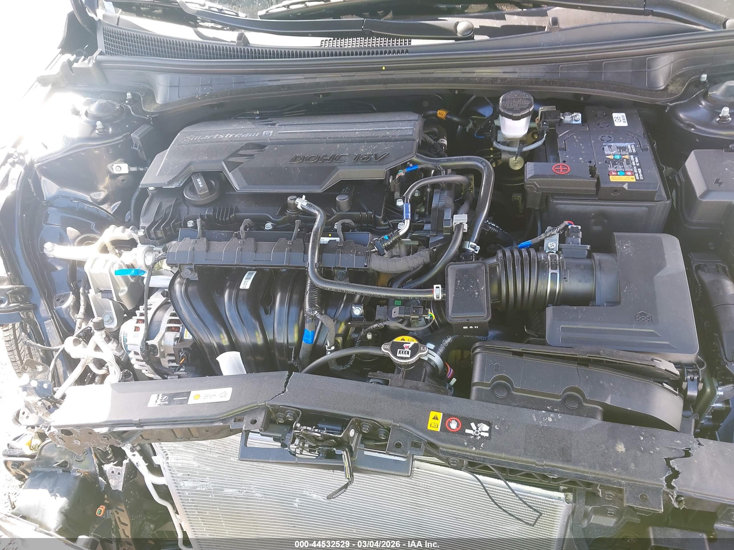 HYUNDAI ELANTRA image 10