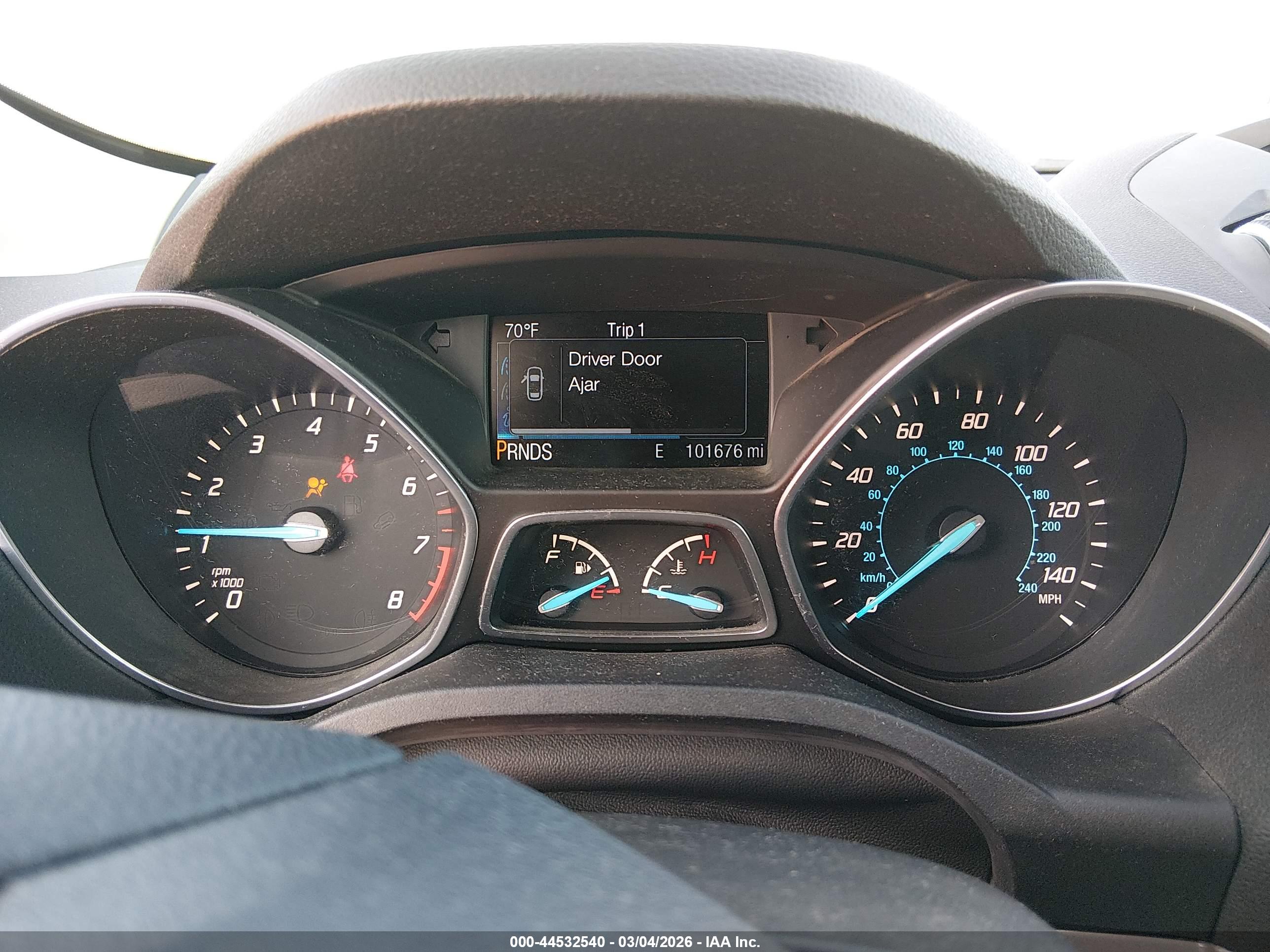 FORD ESCAPE image 7