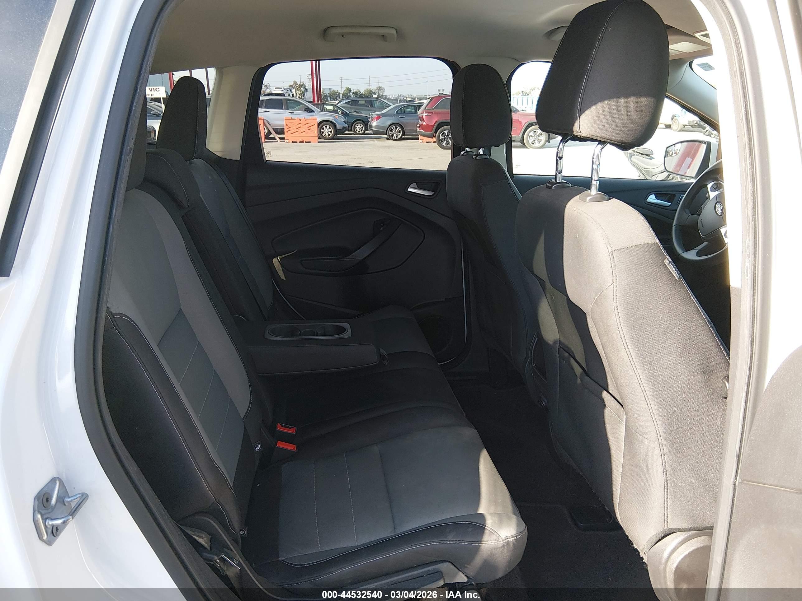 FORD ESCAPE image 8