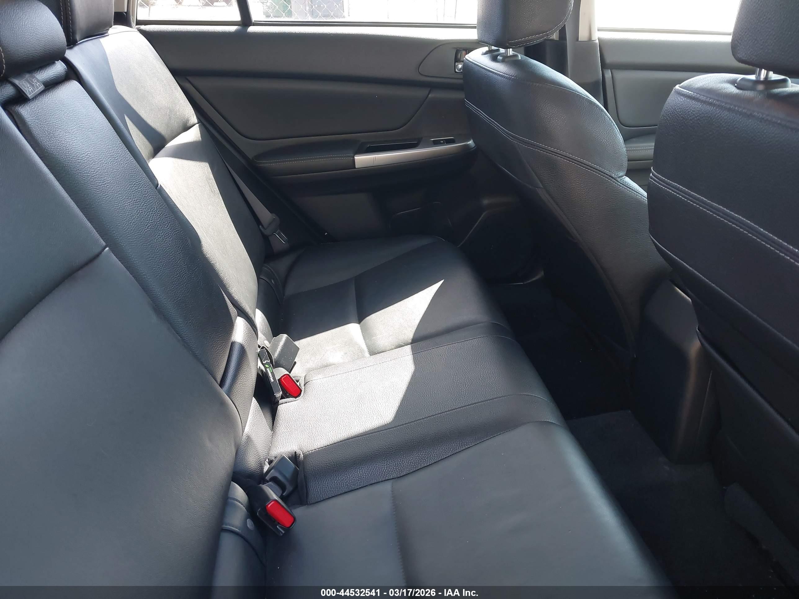 SUBARU XV image 8