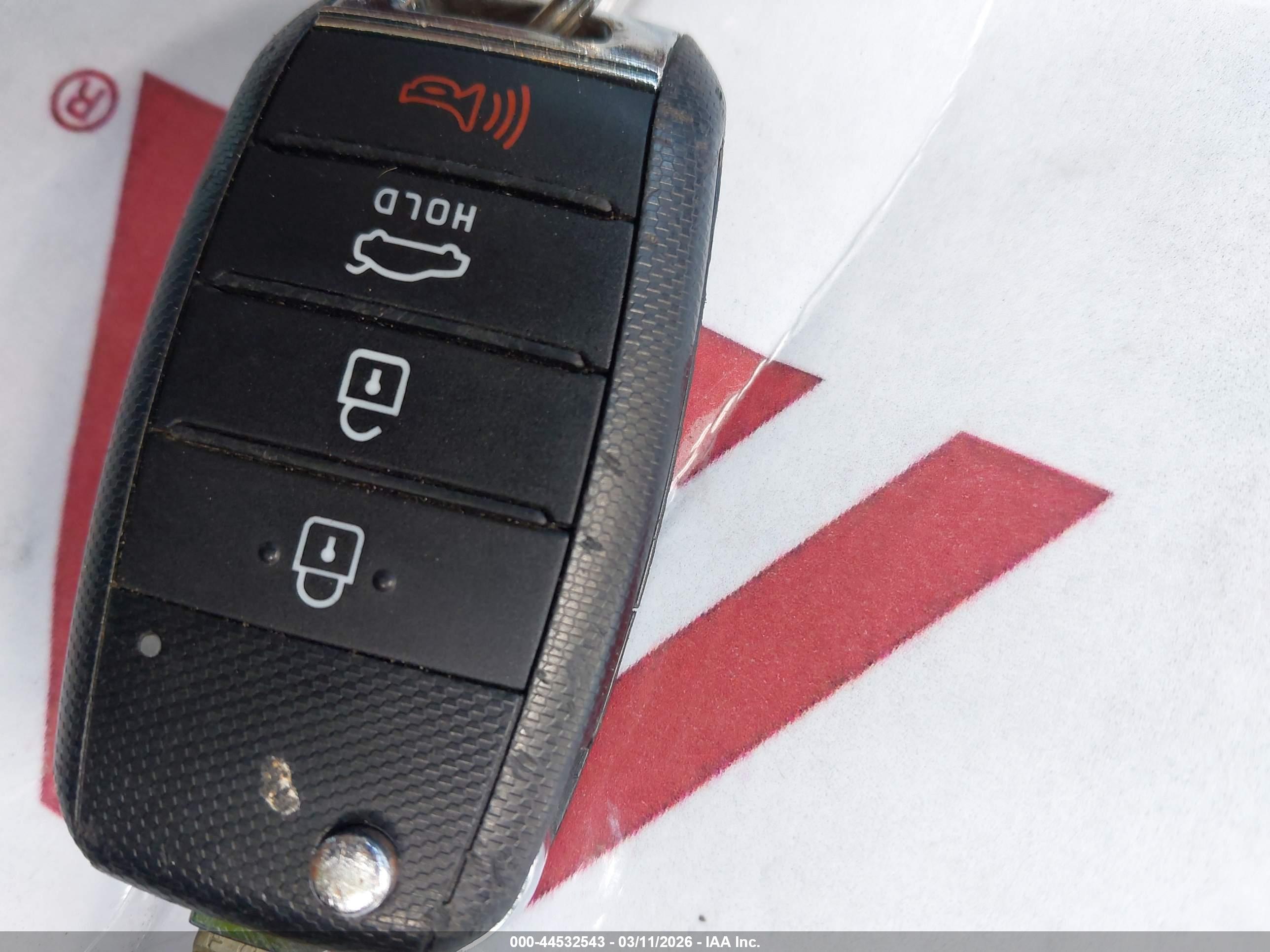 KIA RIO image 11