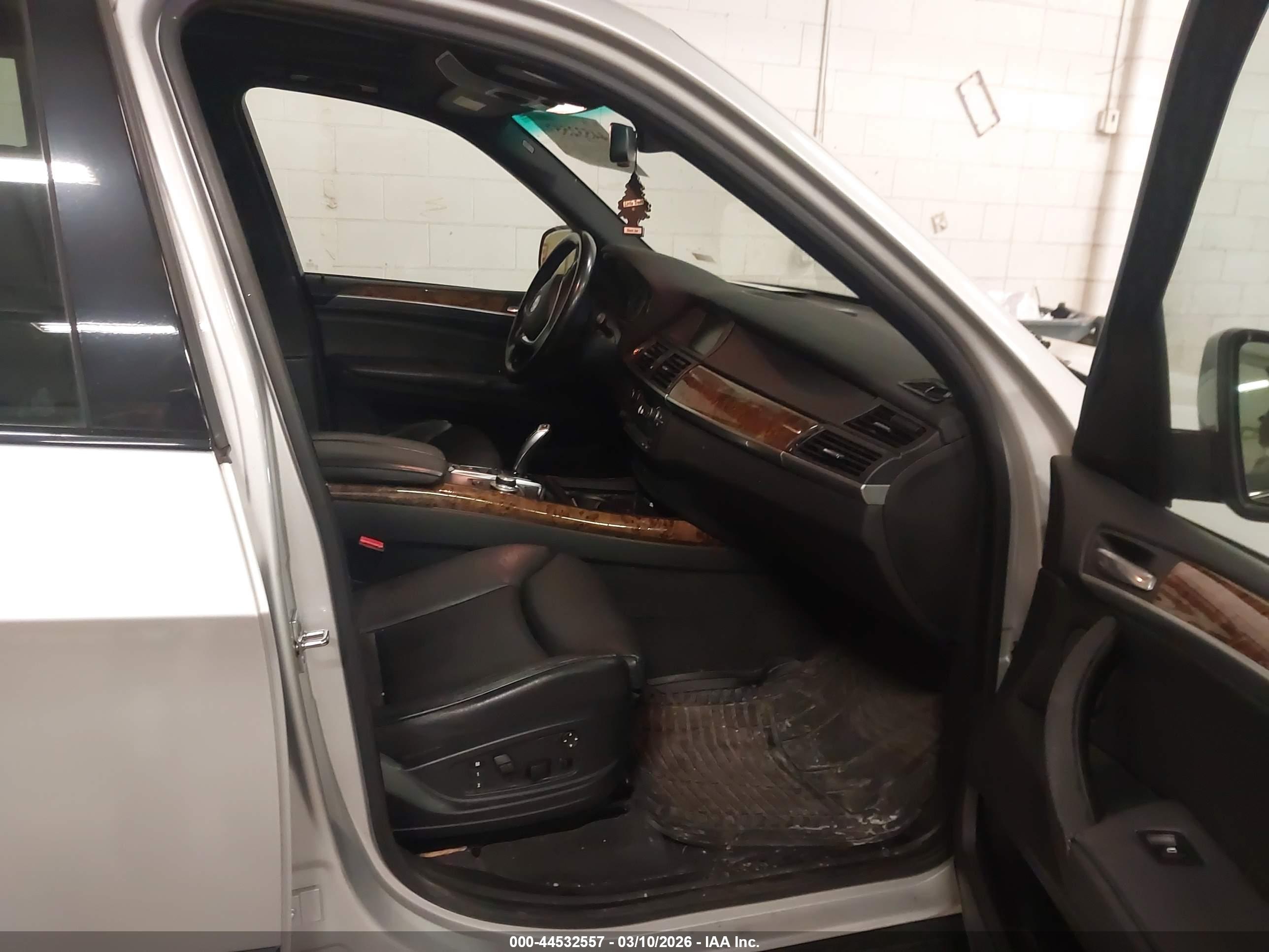 BMW X5 image 5