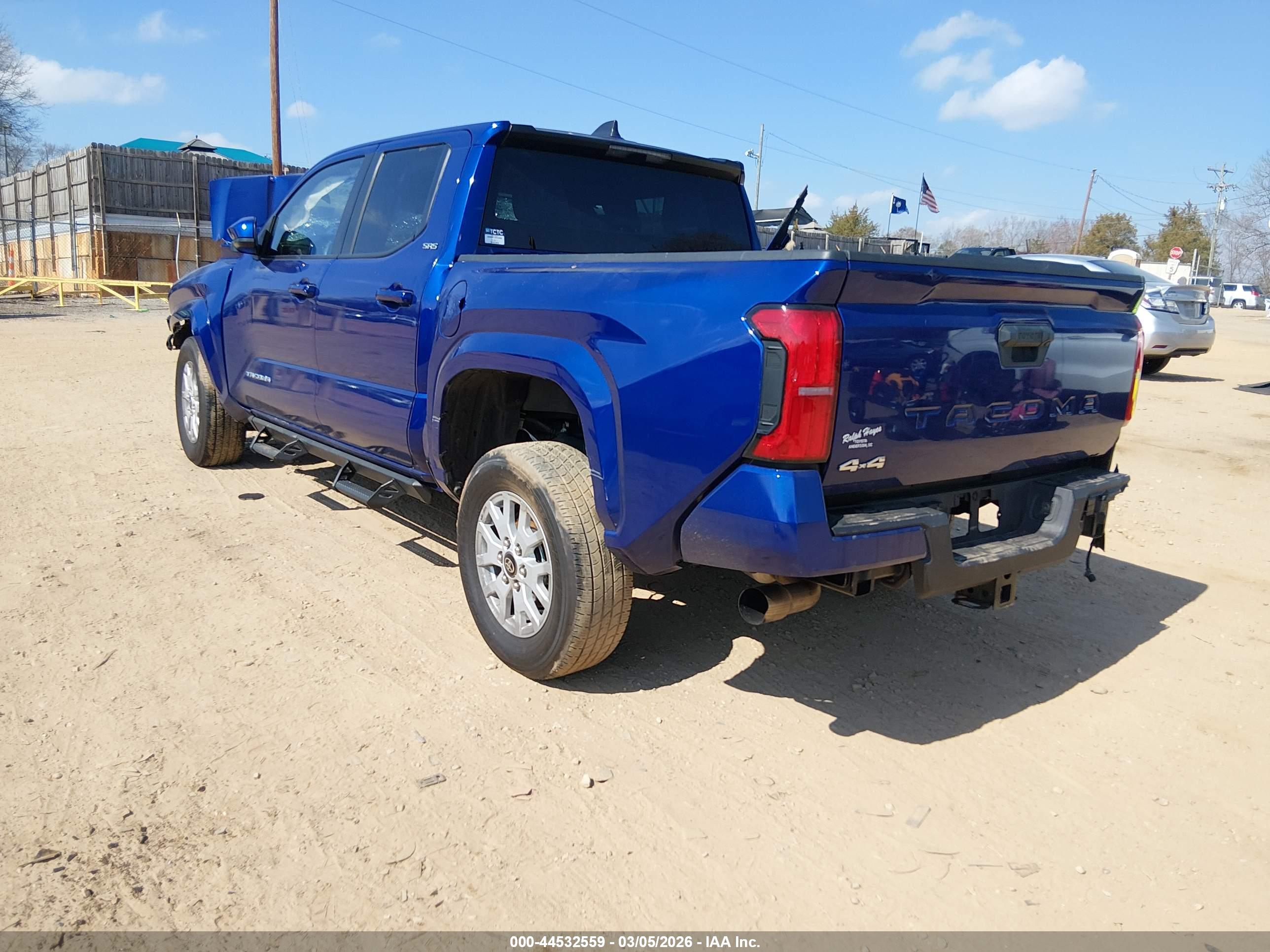 TOYOTA TACOMA image 3