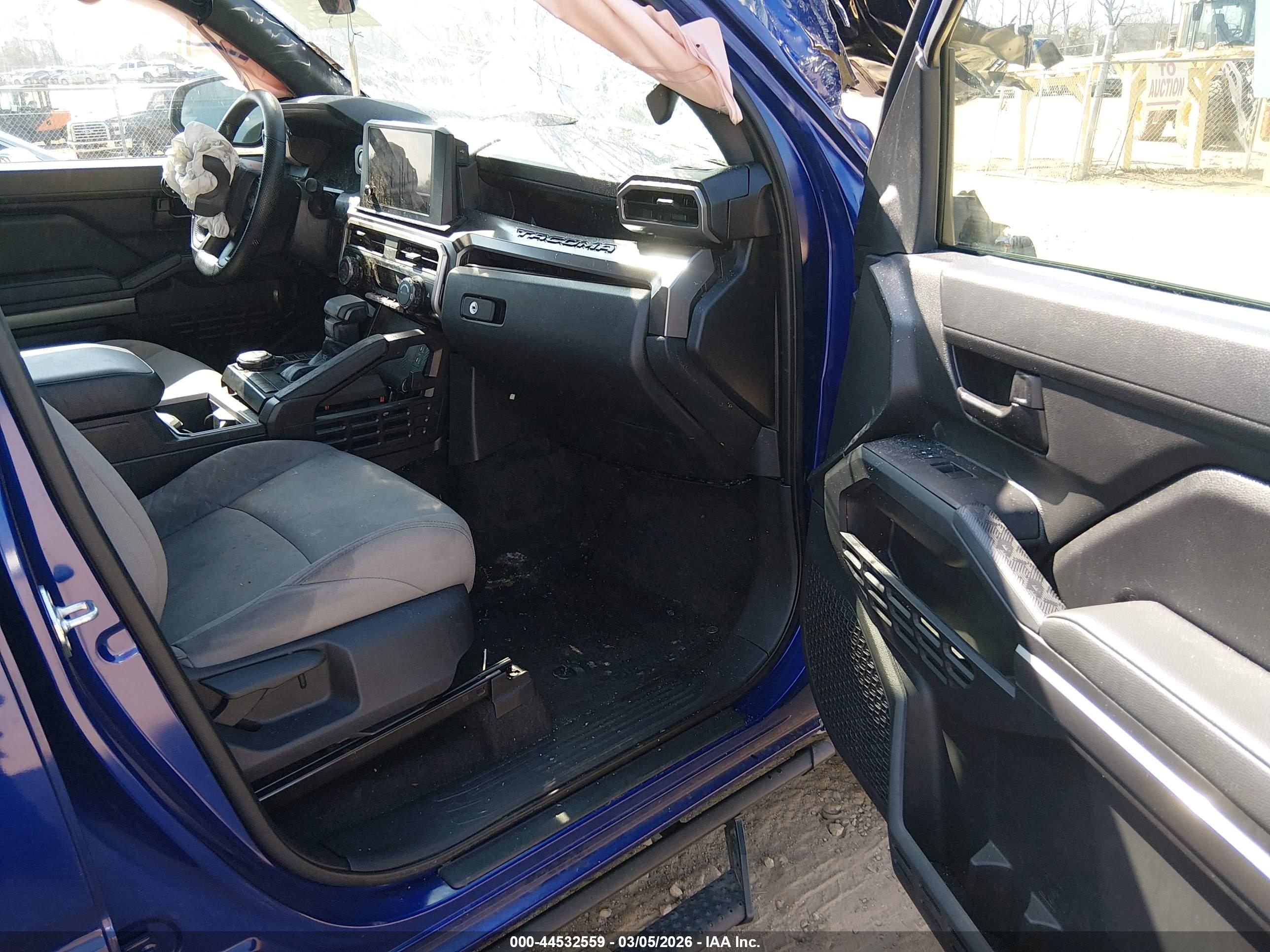 TOYOTA TACOMA image 5