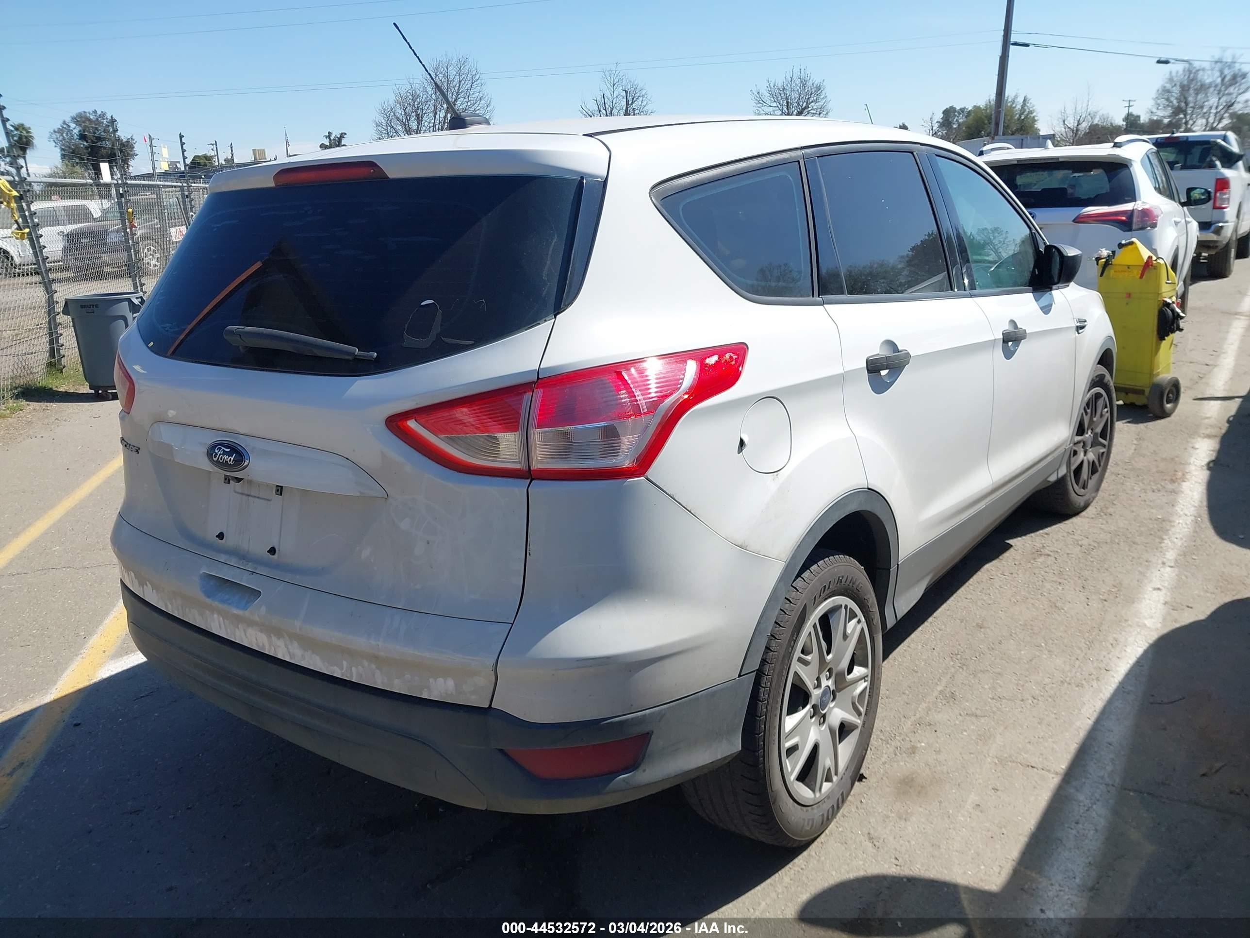 FORD ESCAPE image 4