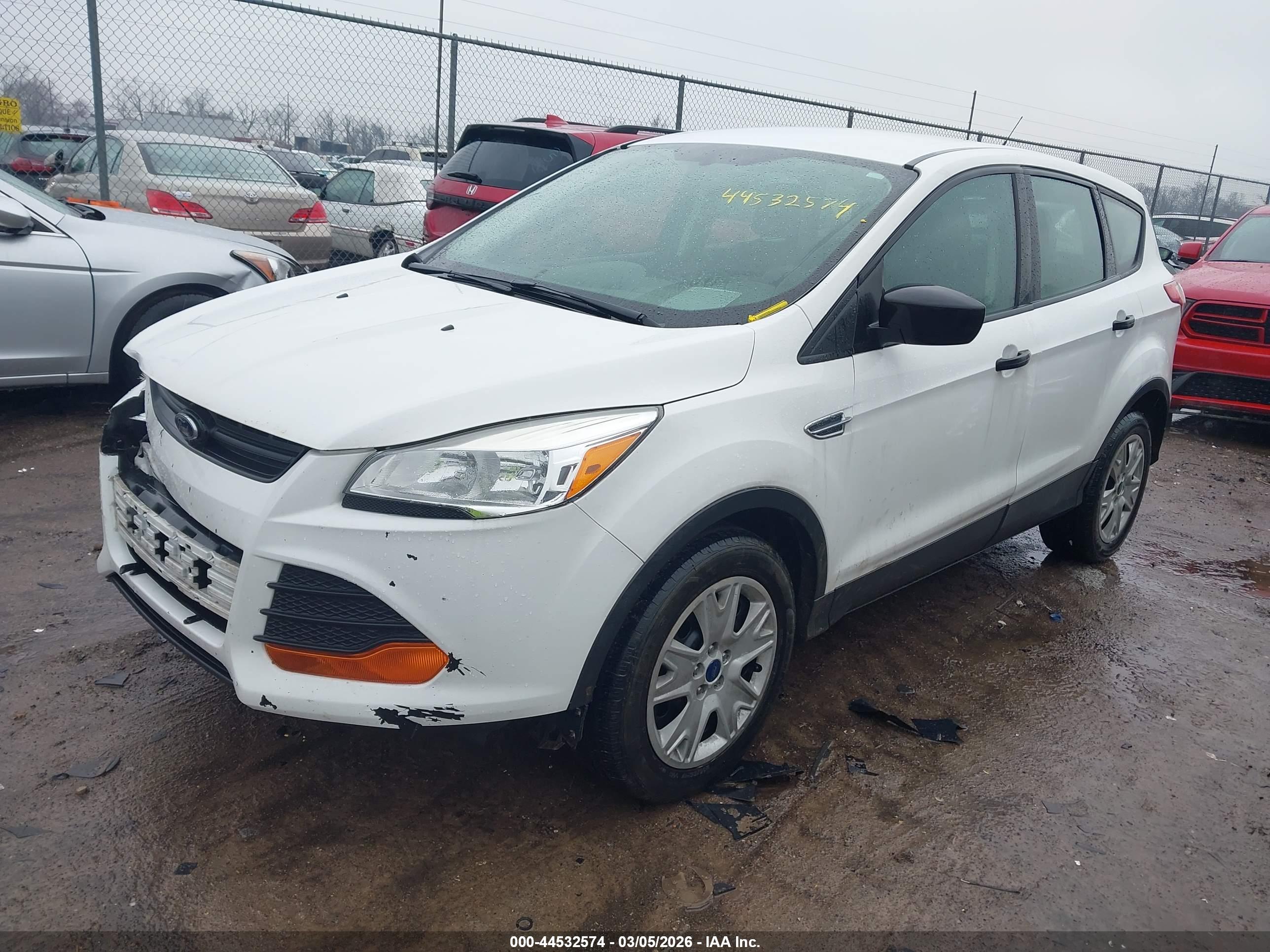 FORD ESCAPE image 2