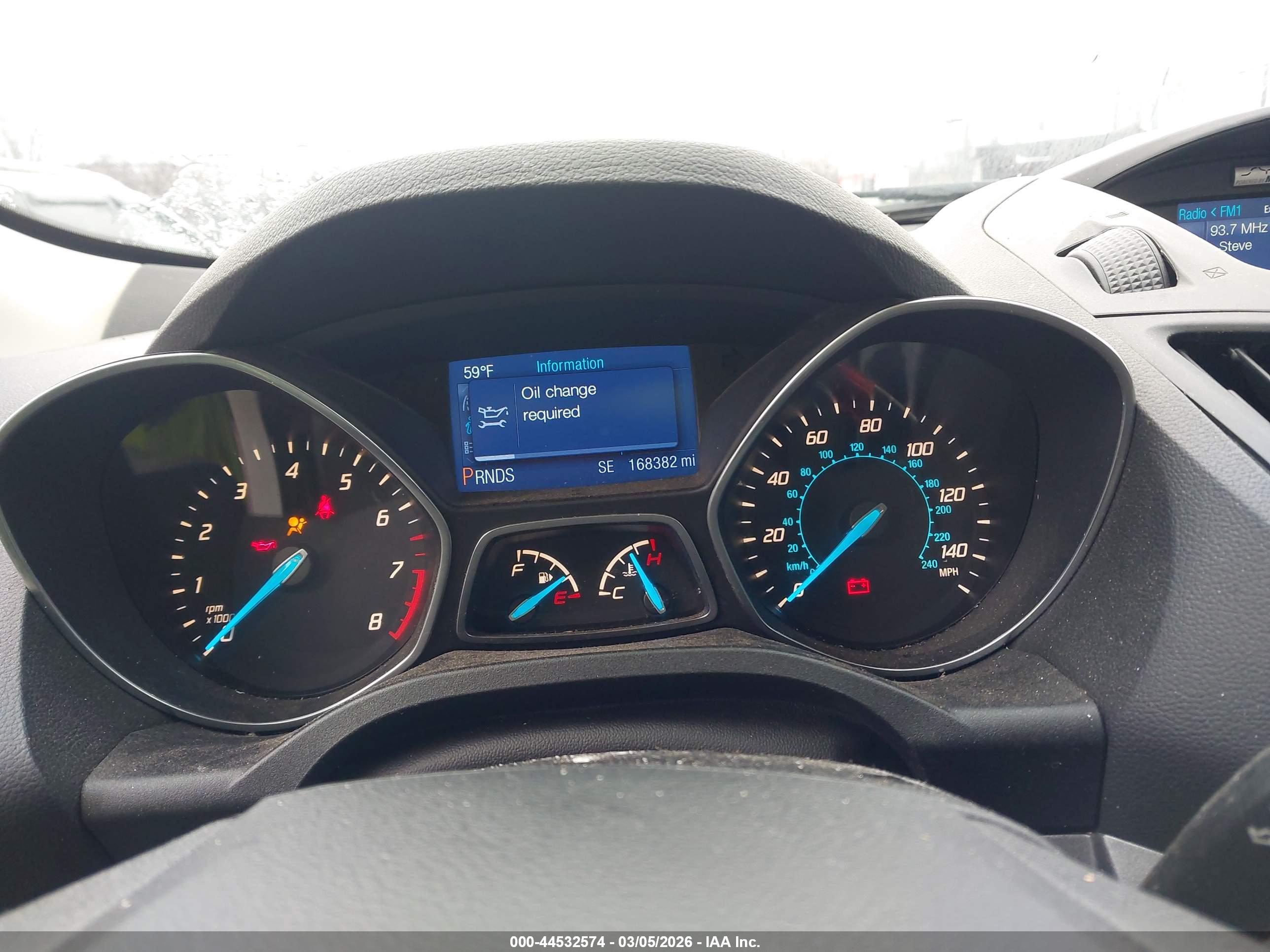 FORD ESCAPE image 7