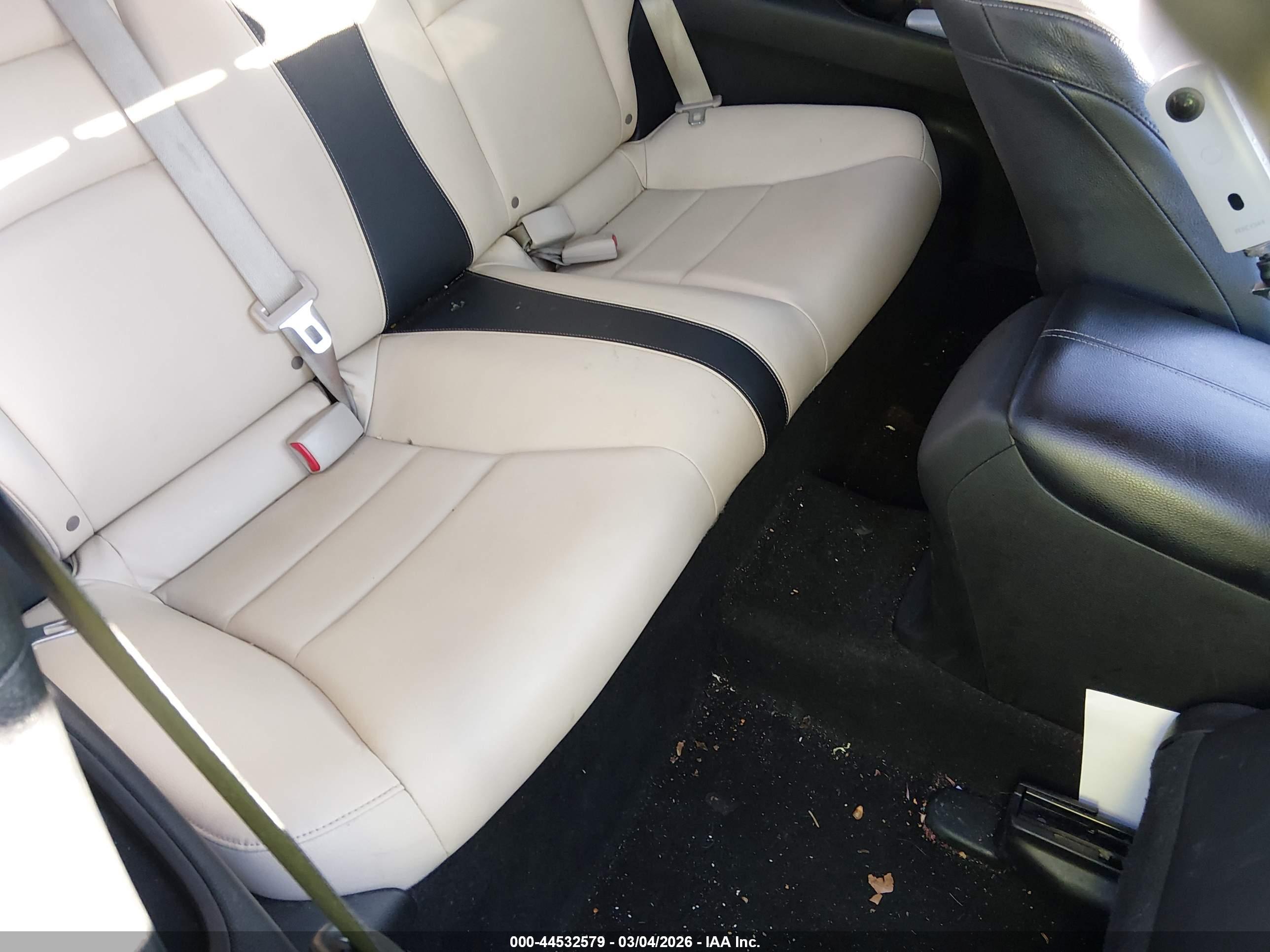 HONDA ACCORD image 8