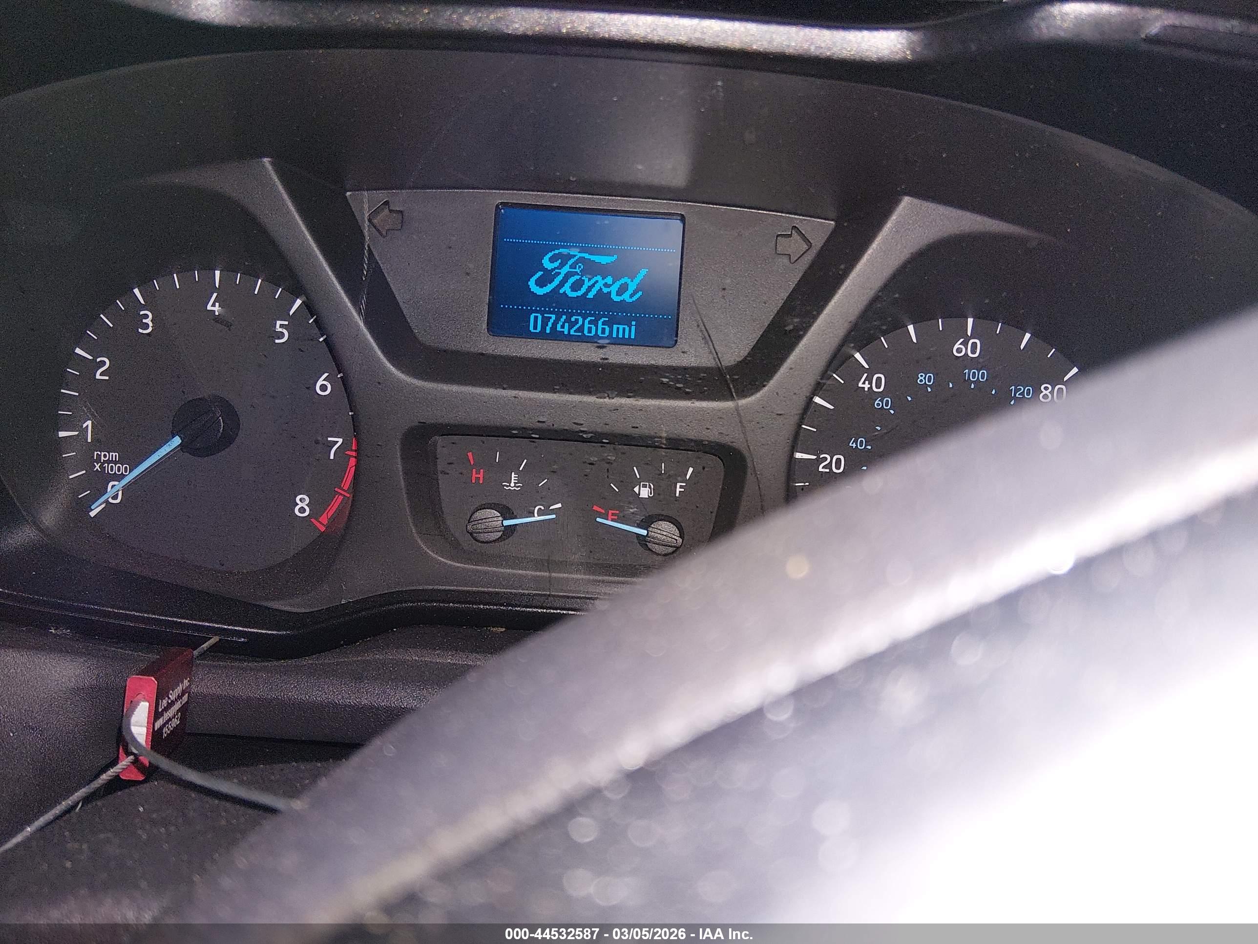 FORD TRANSIT-250 image 7