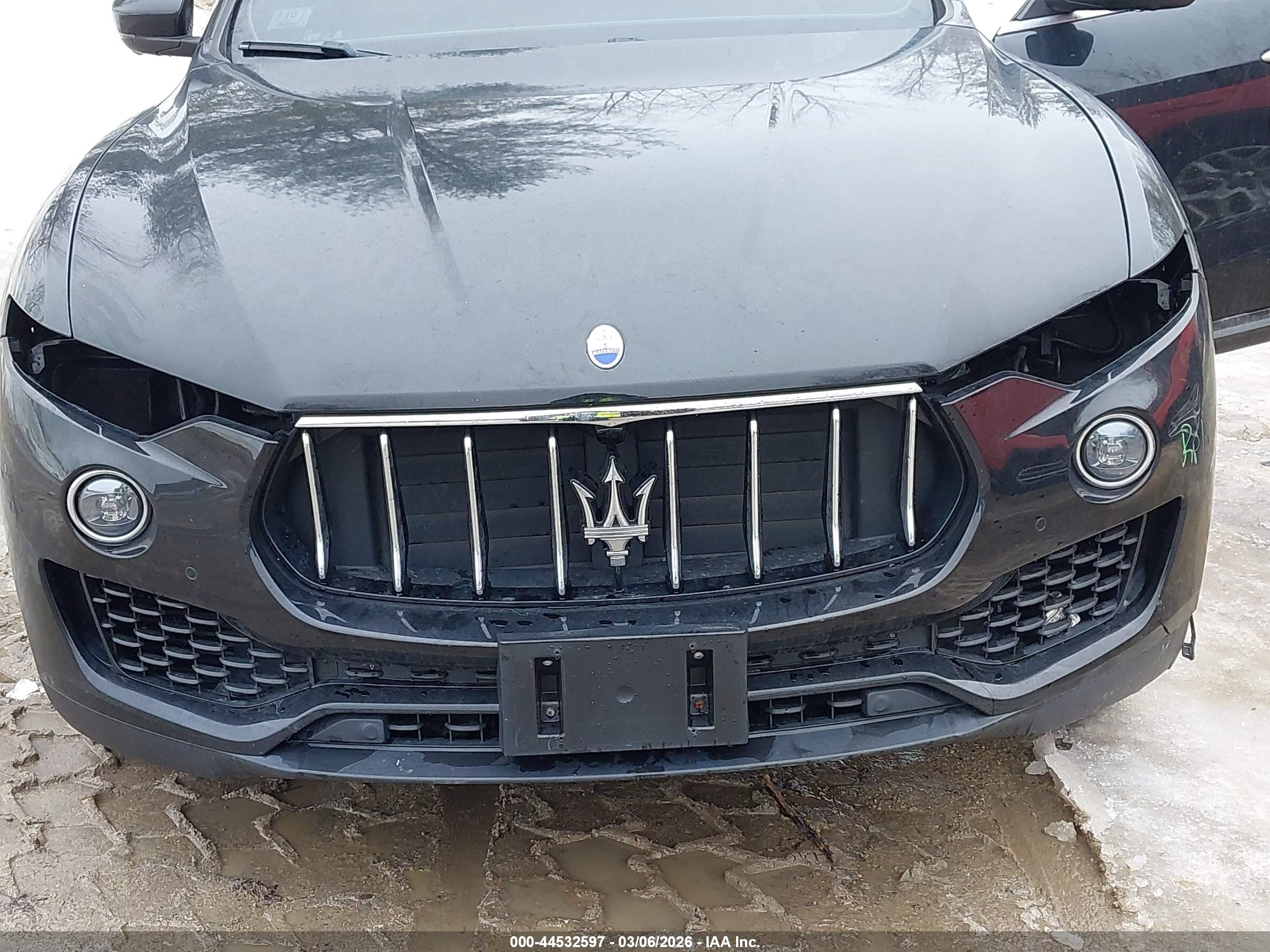 MASERATI LEVANTE image 6