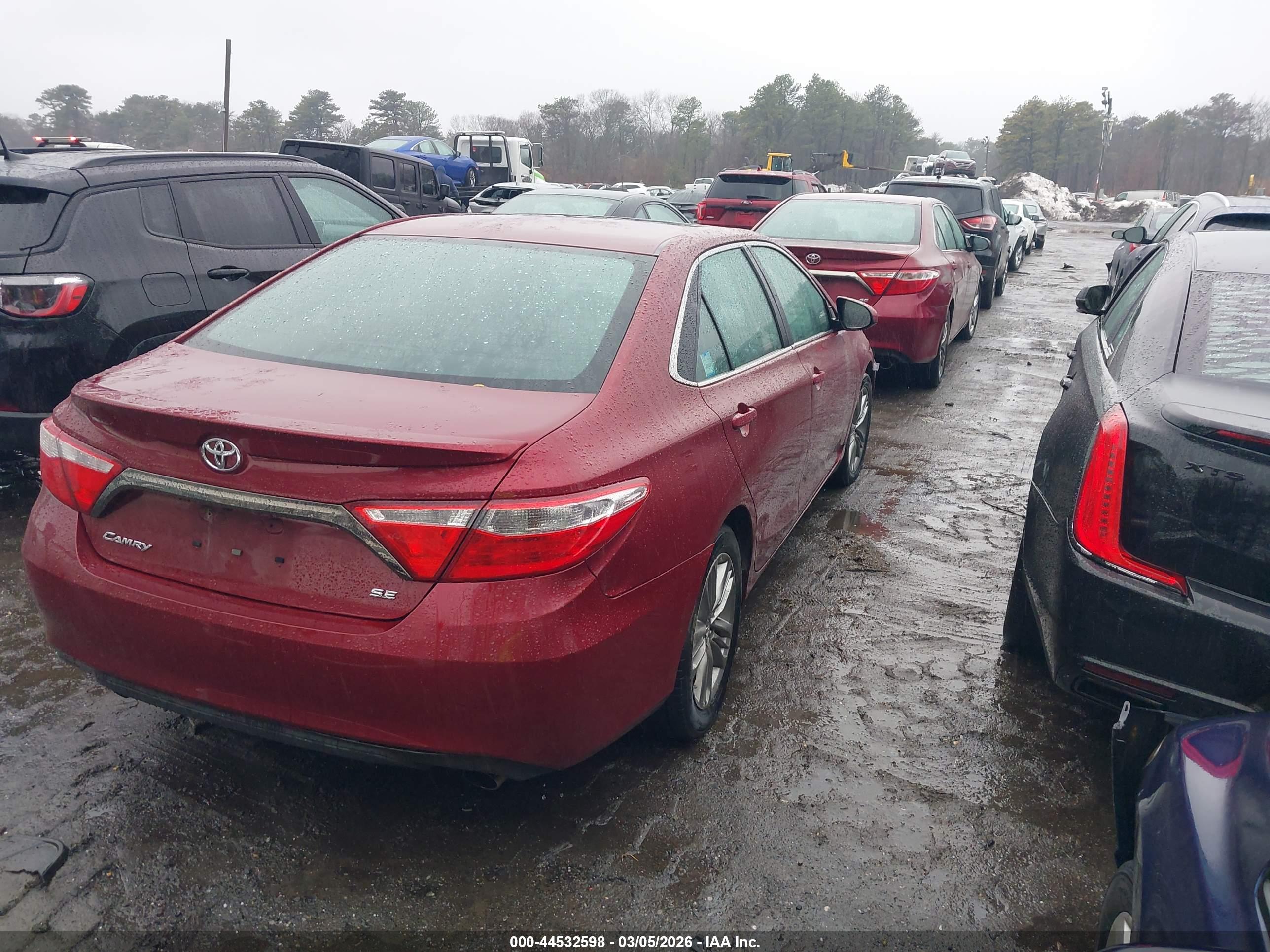 TOYOTA CAMRY image 4
