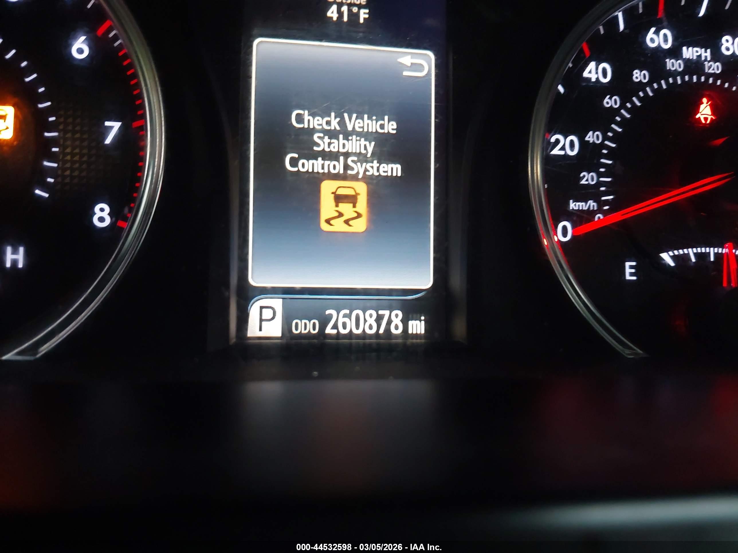 TOYOTA CAMRY image 7