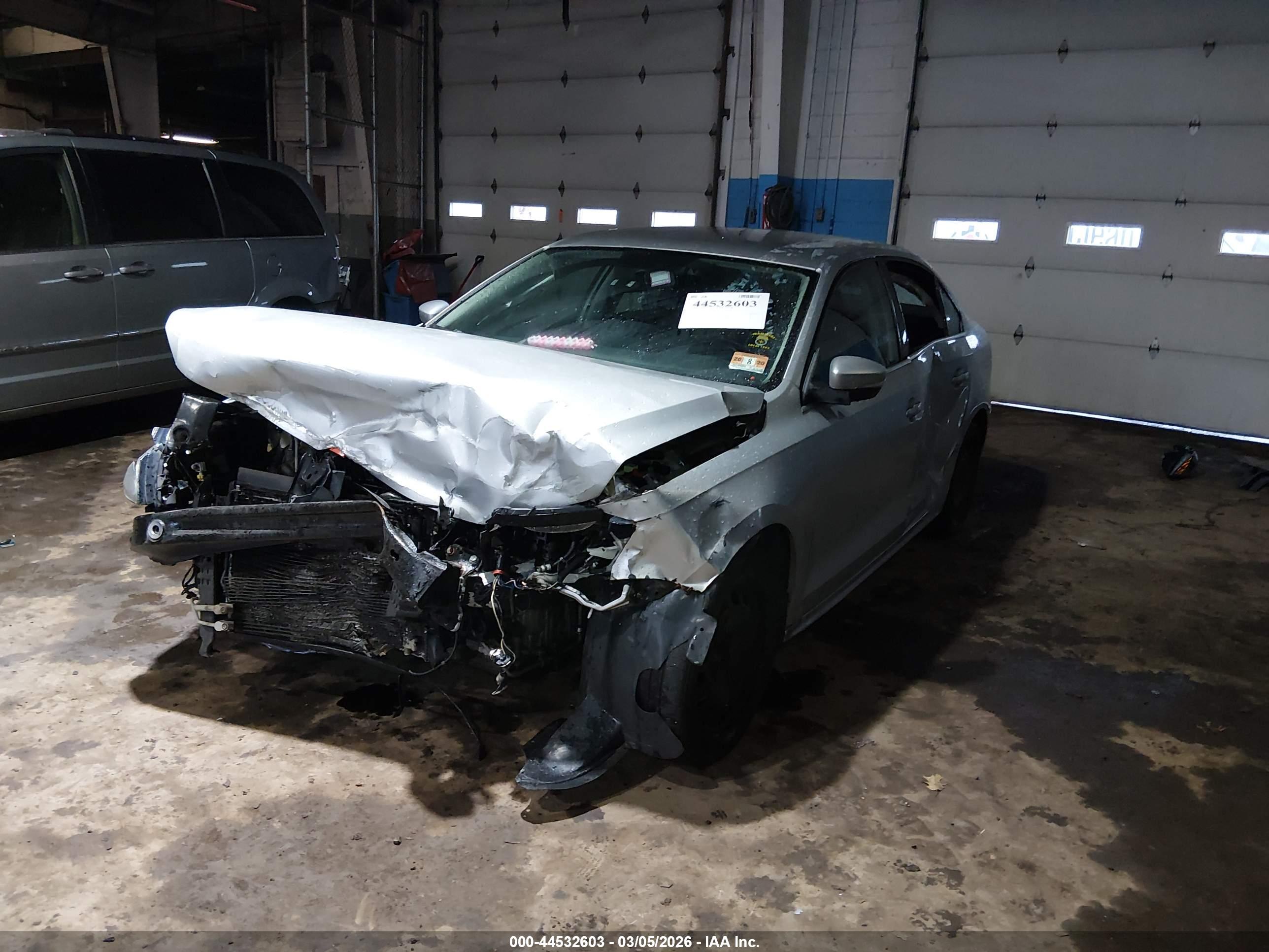 VOLKSWAGEN JETTA image 6