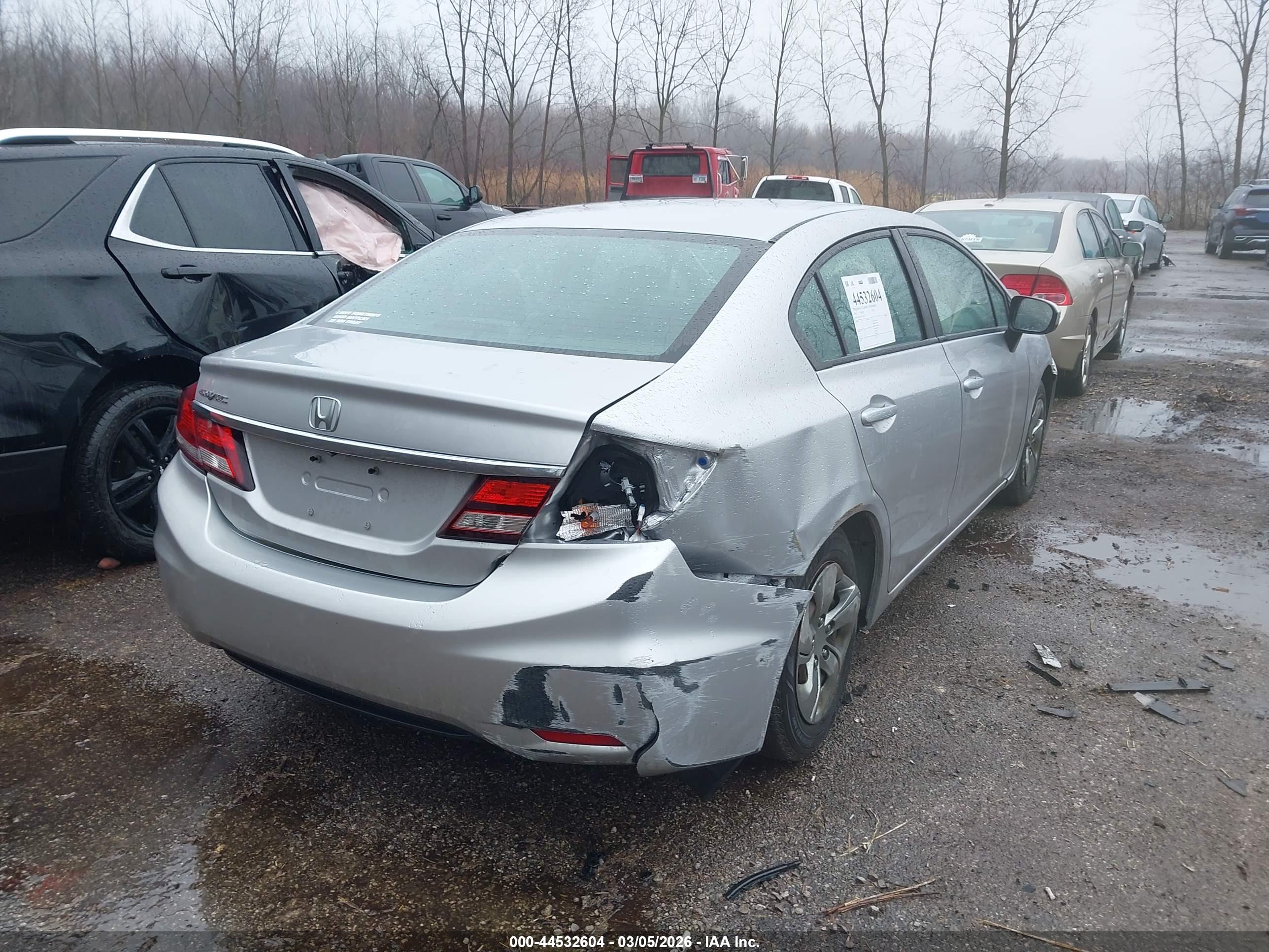 HONDA CIVIC image 4