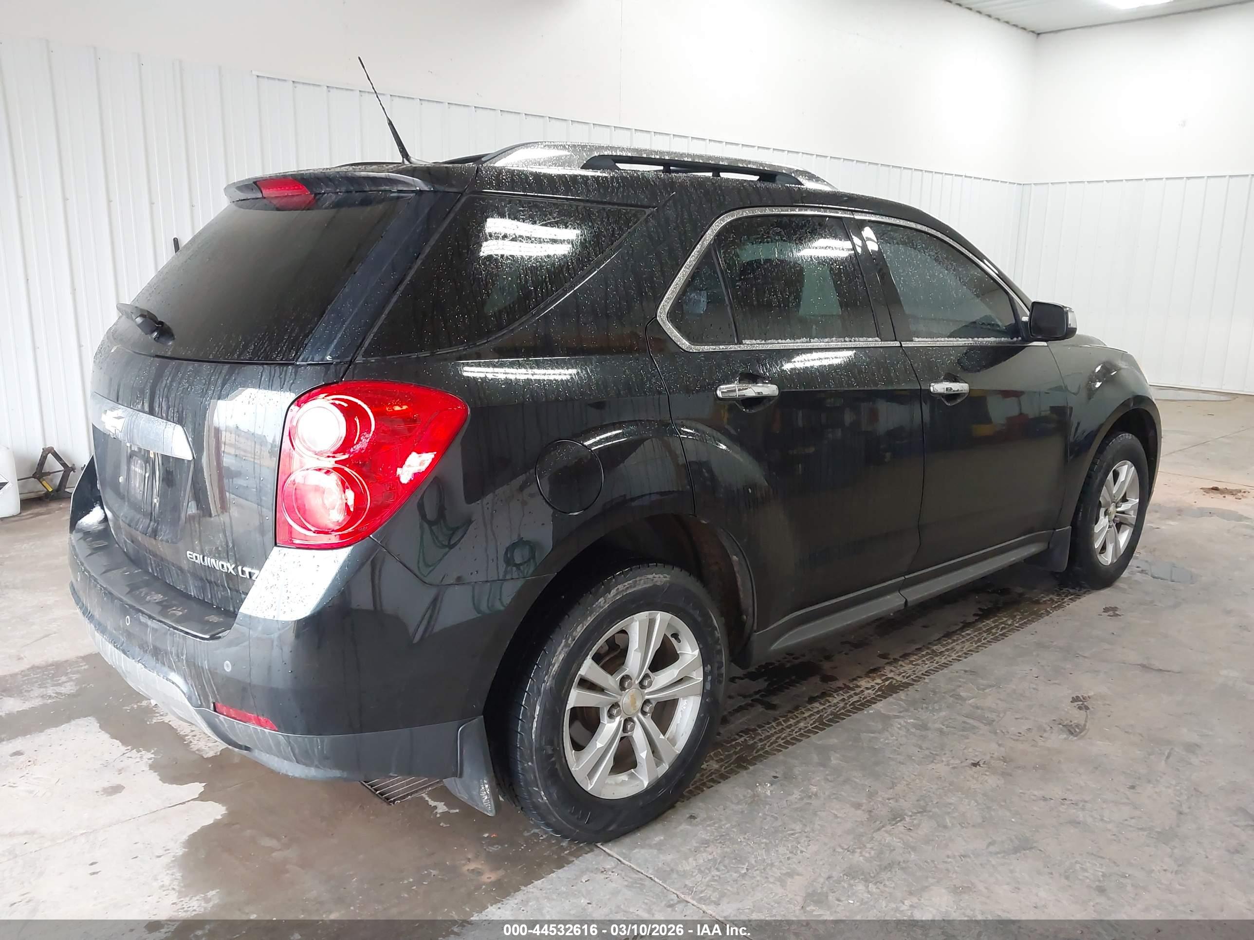 CHEVROLET EQUINOX image 4