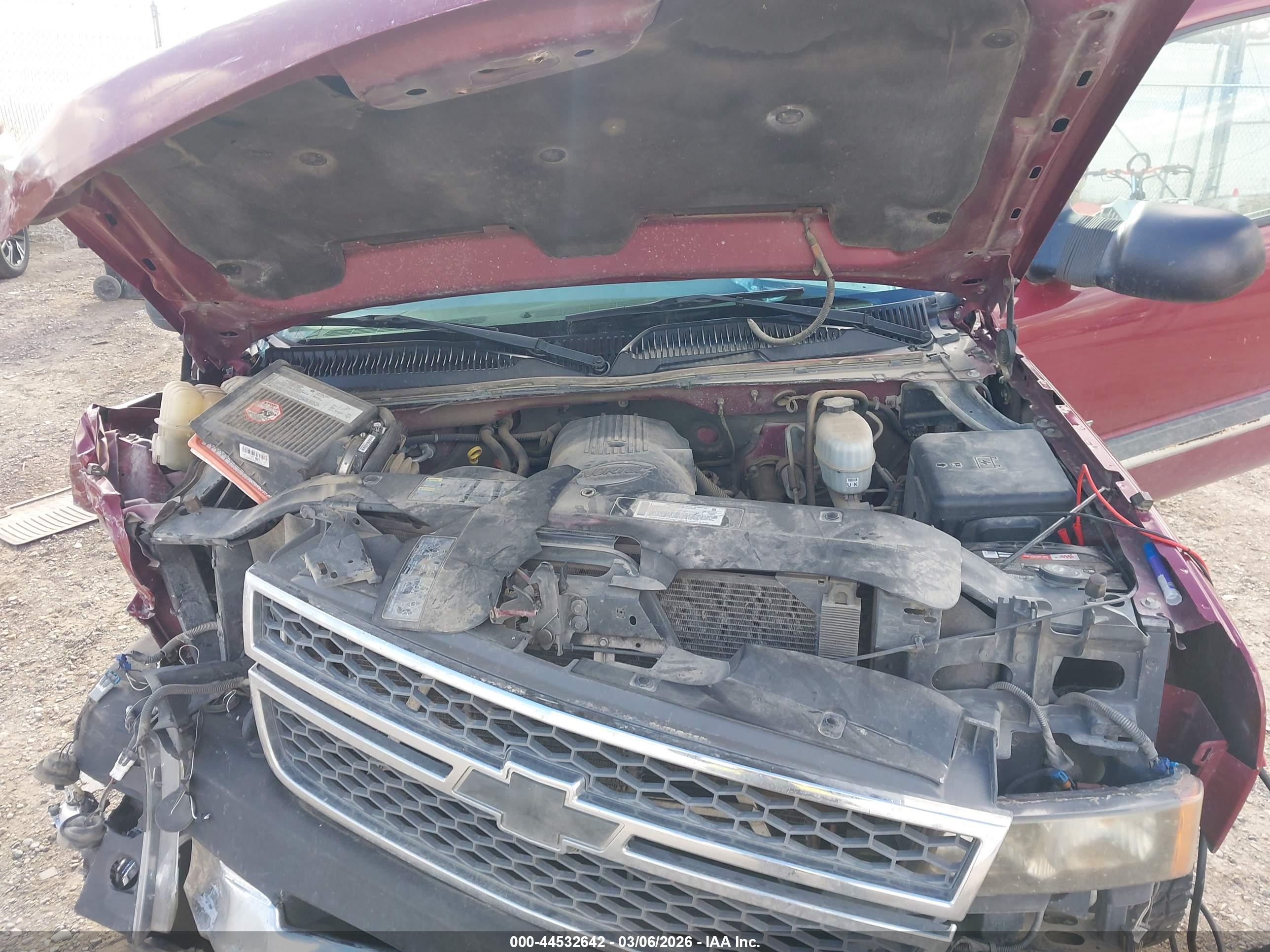 CHEVROLET SILVERADO image 10