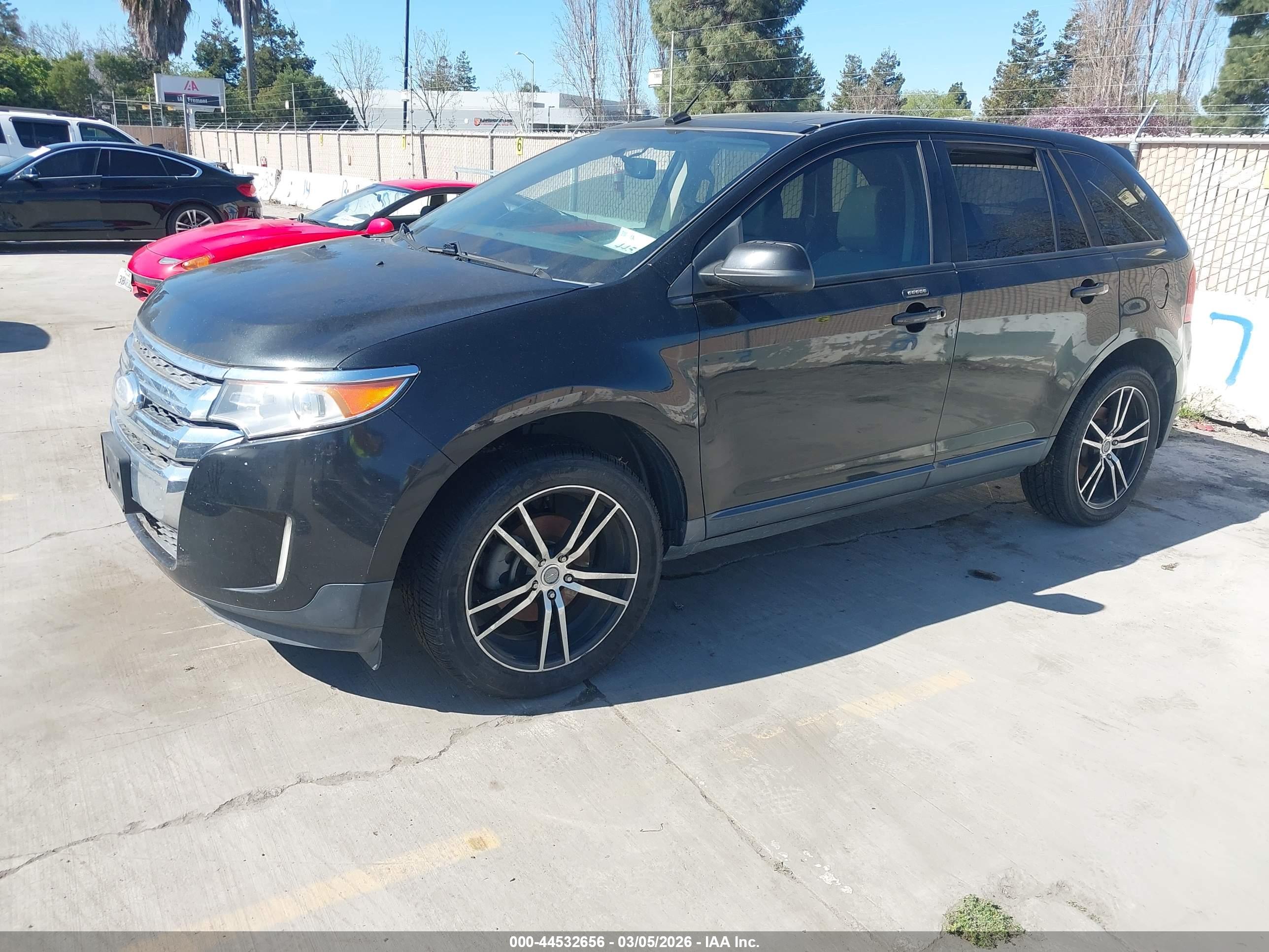 FORD EDGE image 2