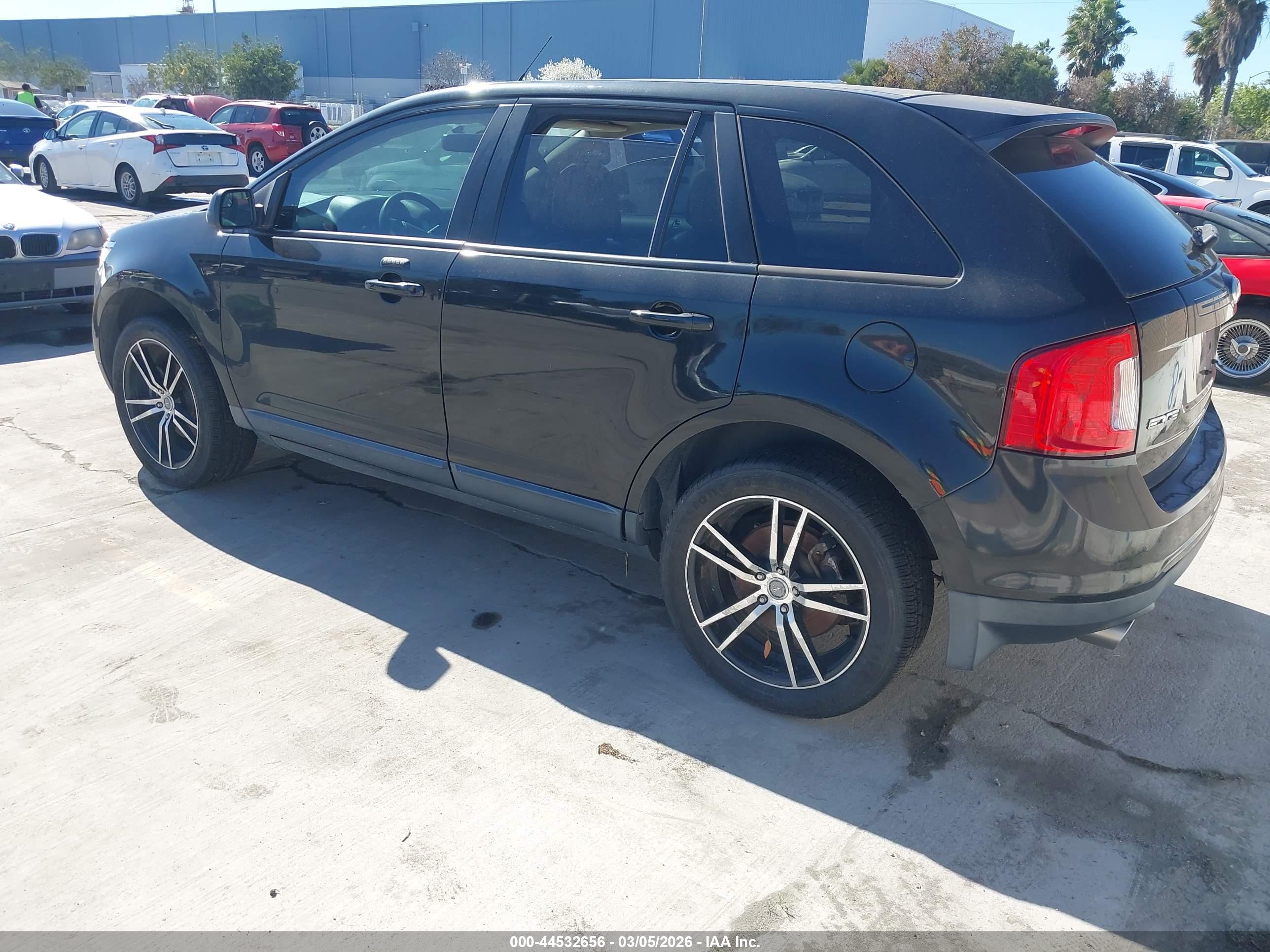 FORD EDGE image 3