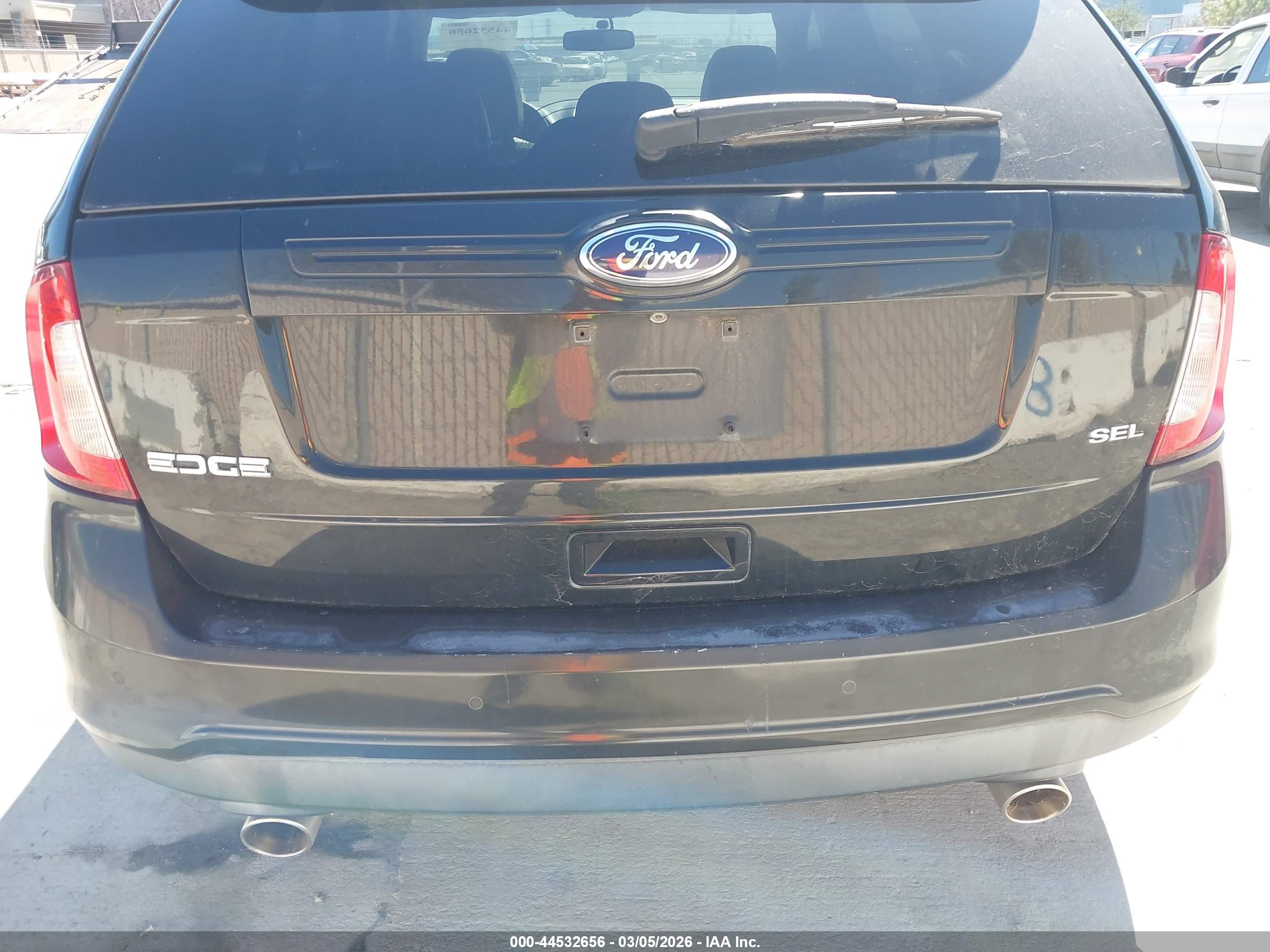 FORD EDGE image 6