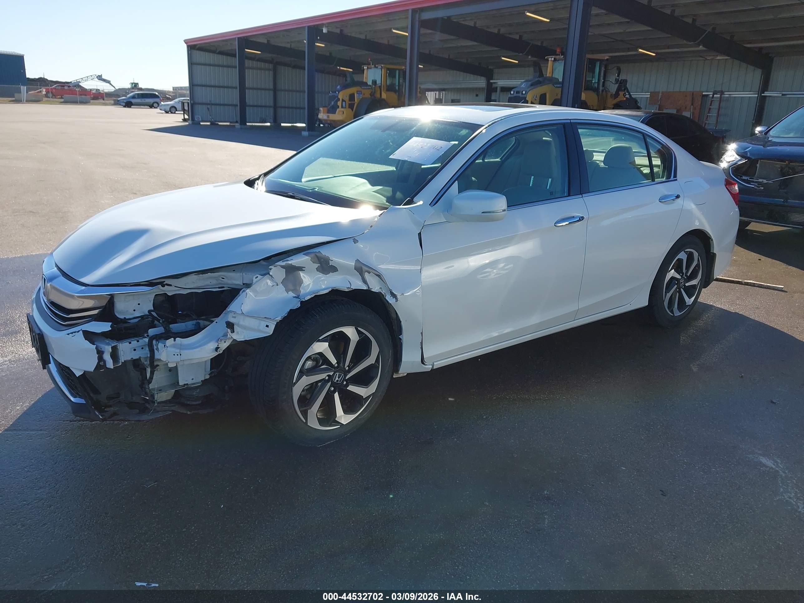 HONDA ACCORD image 2