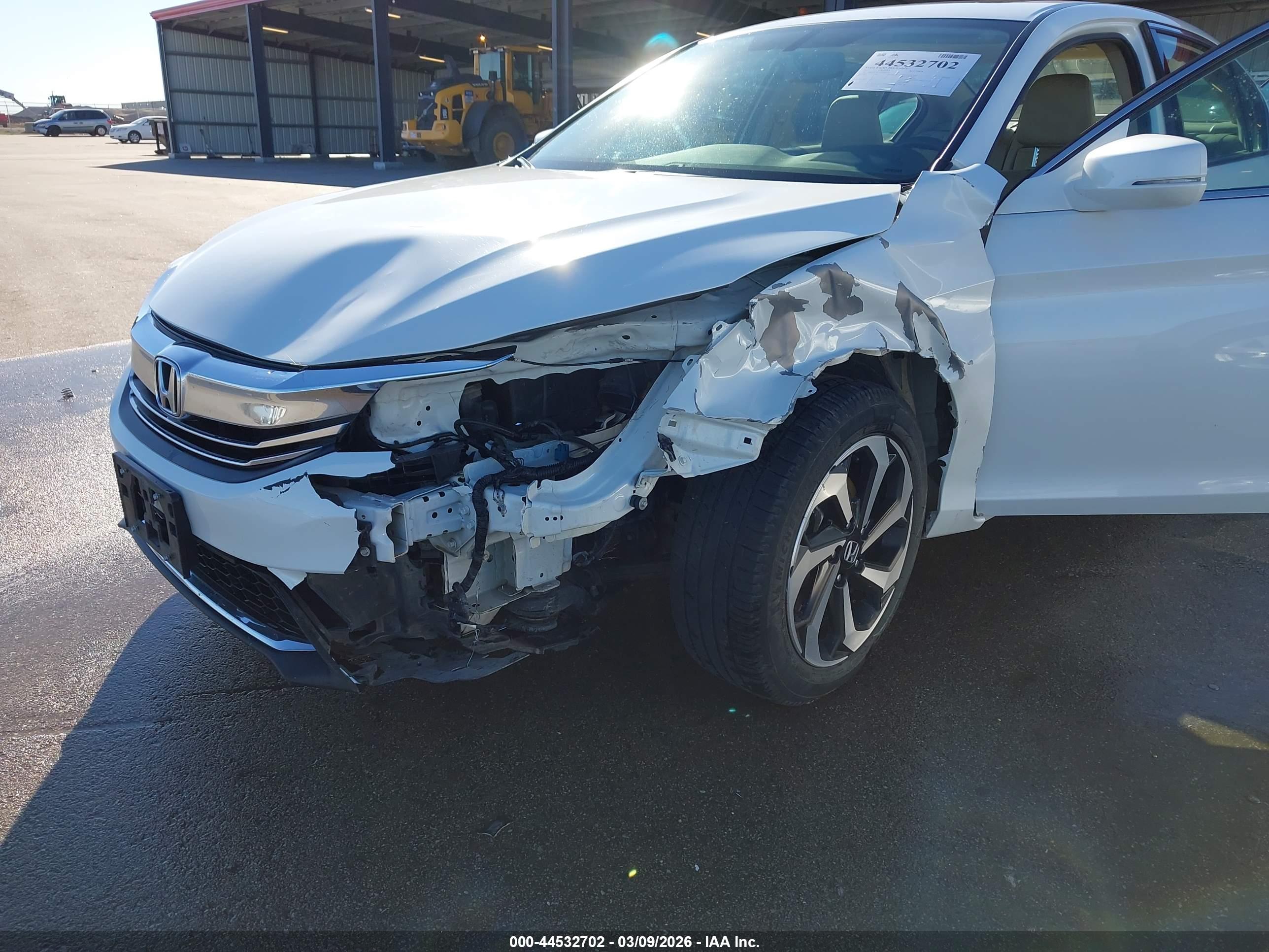 HONDA ACCORD image 6