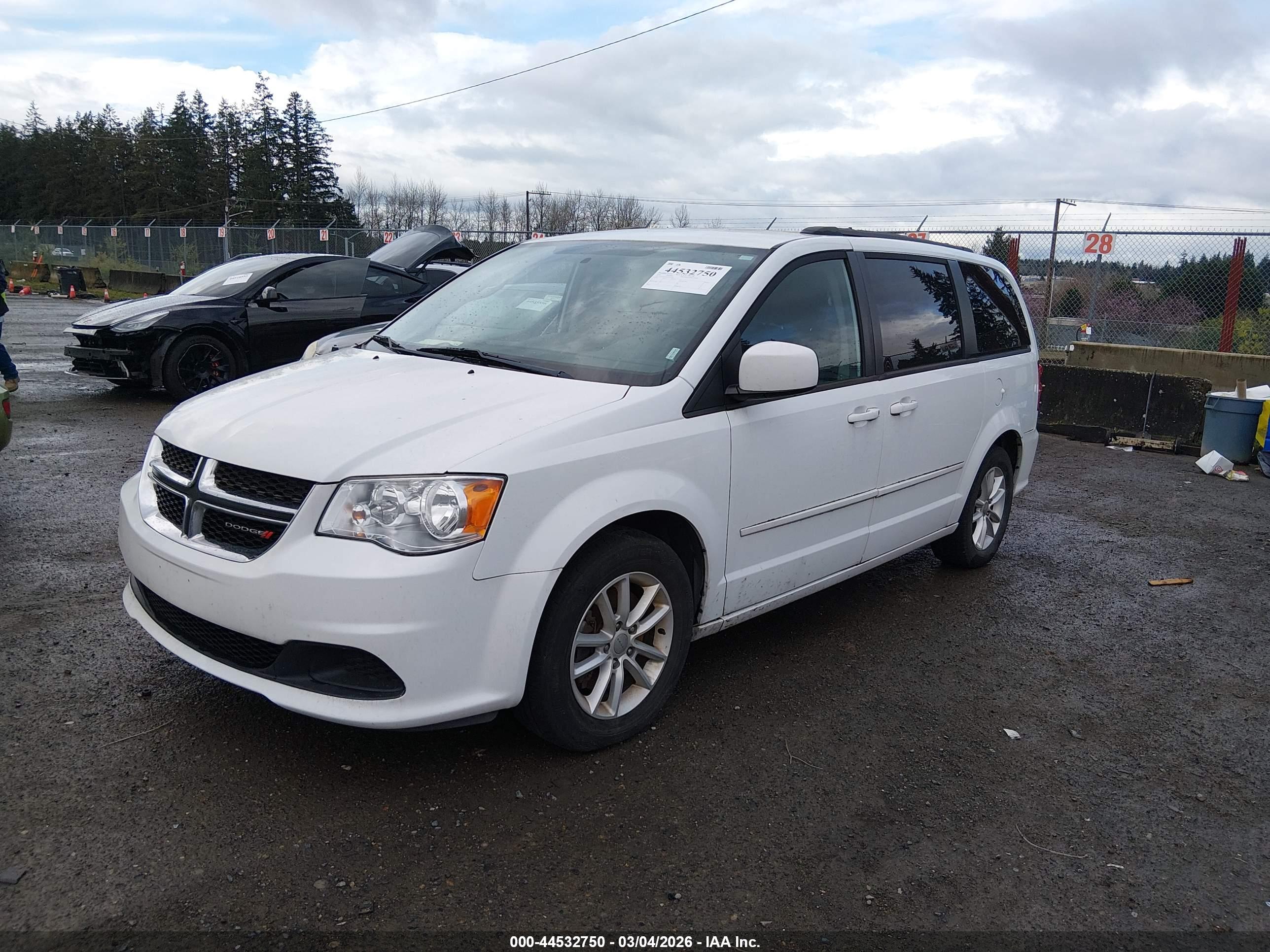 DODGE GRAND image 2
