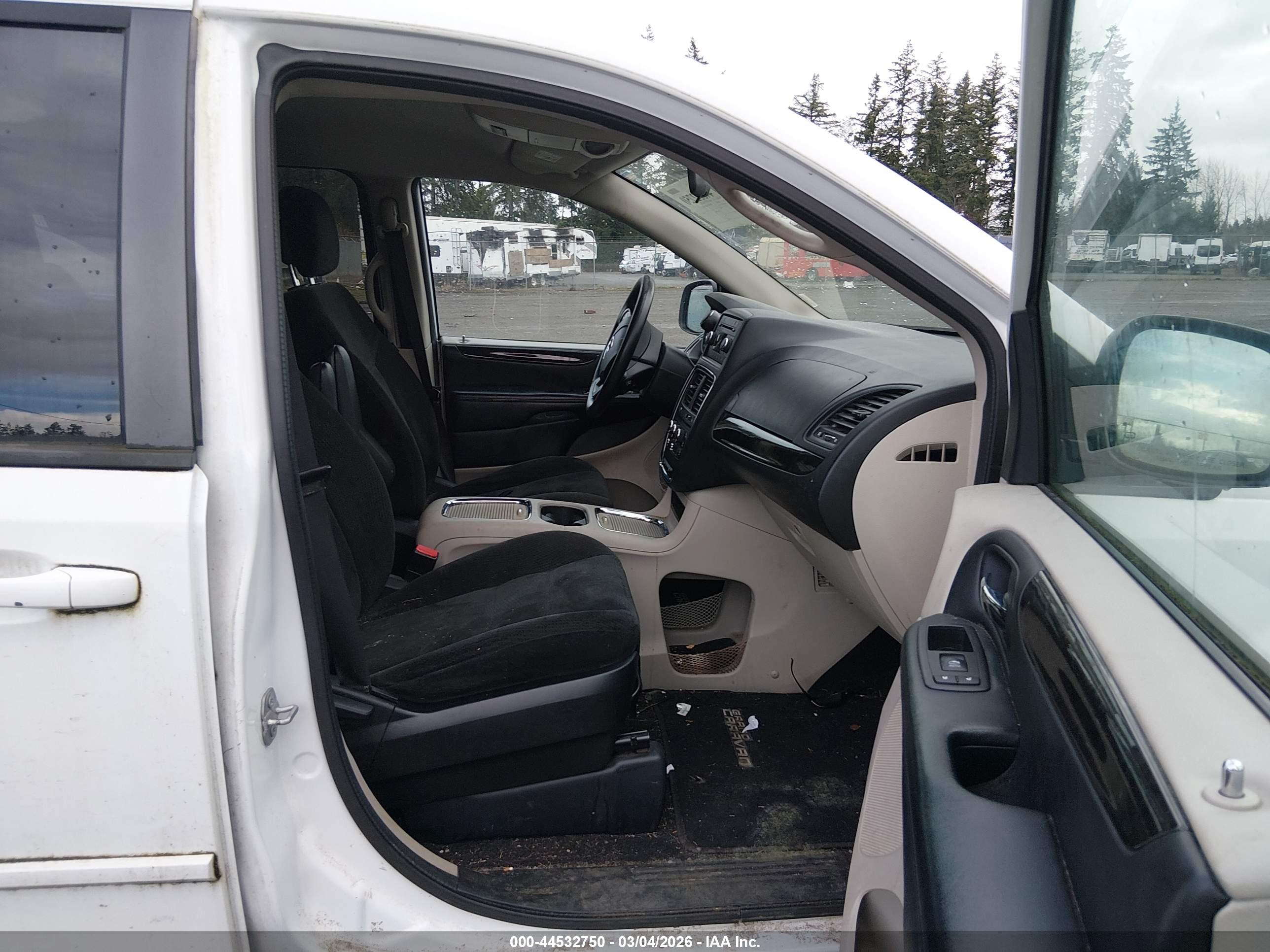 DODGE GRAND image 5