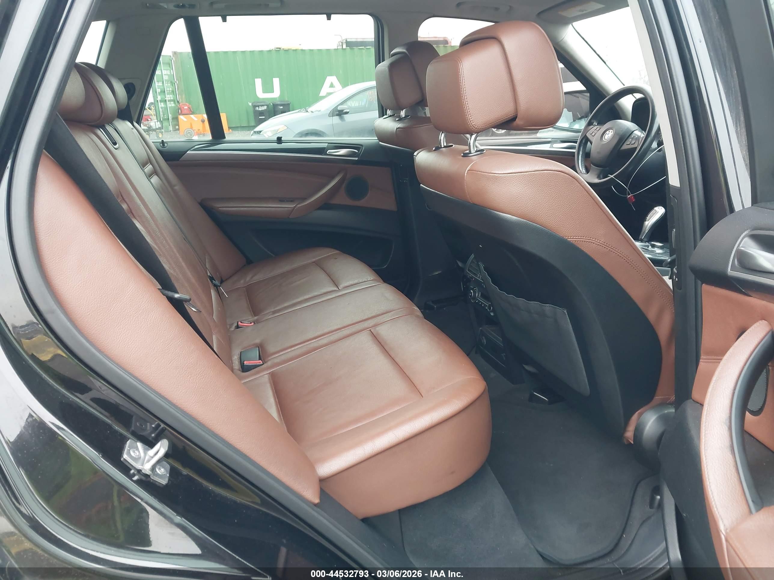 BMW X5 image 8