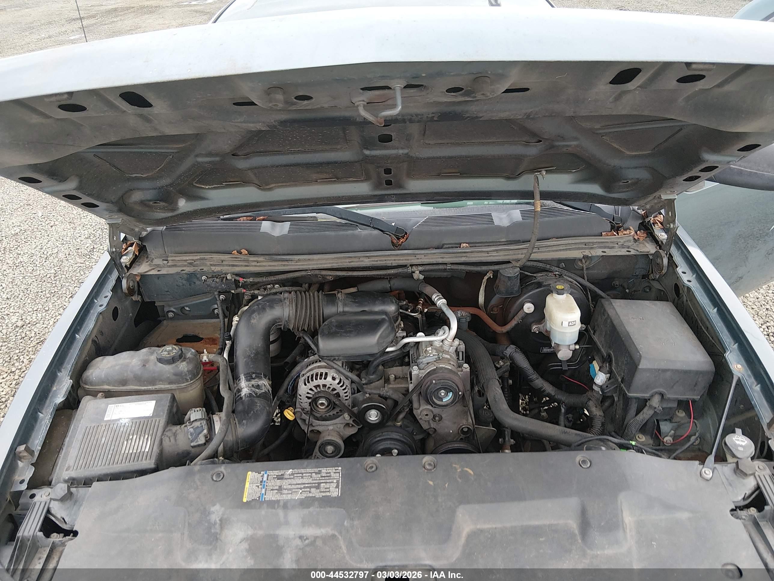 CHEVROLET SILVERADO image 10