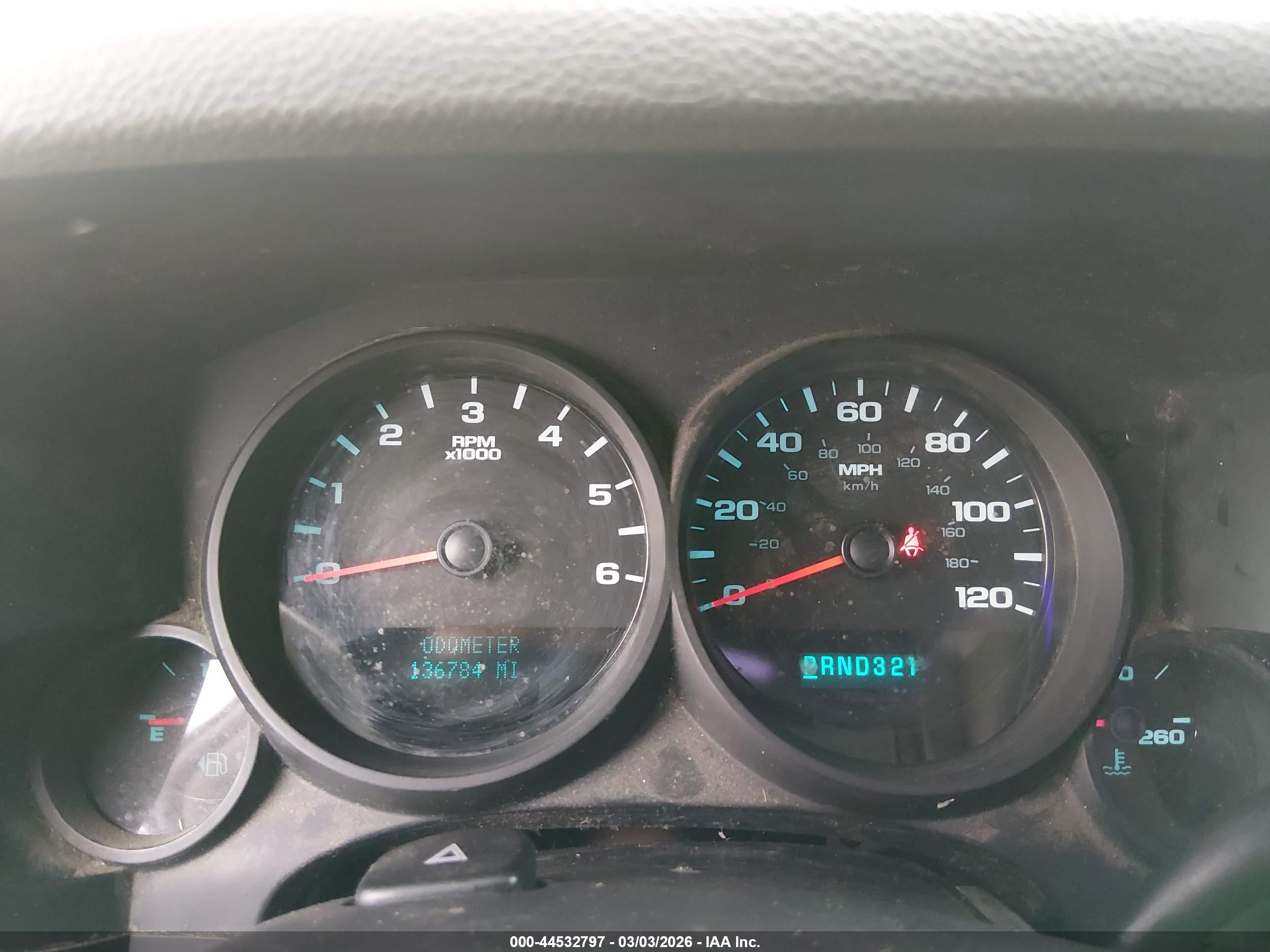 CHEVROLET SILVERADO image 7